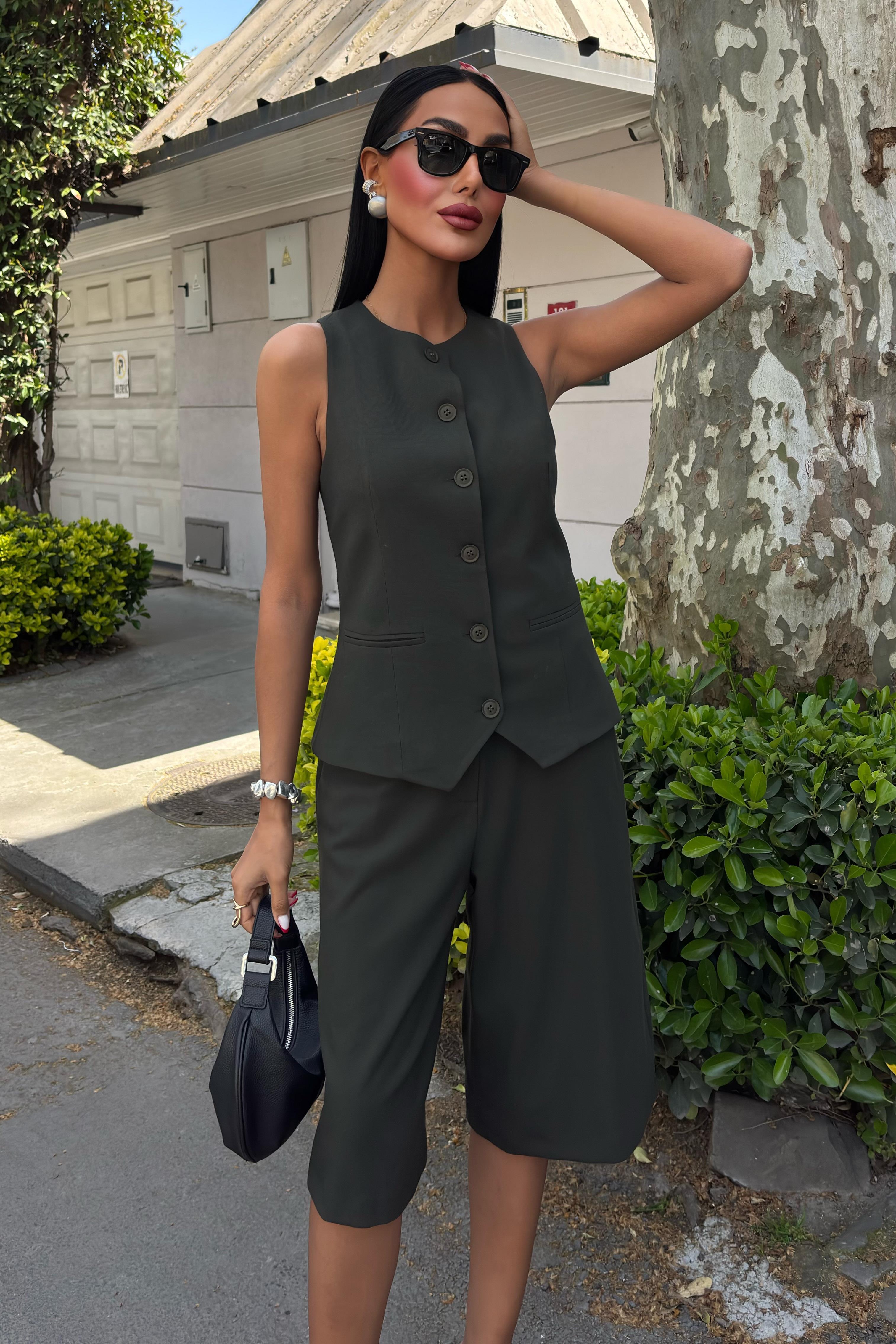 Midi Şortlu ve Yelekli Viscon Takım 10167 R7-C-K3