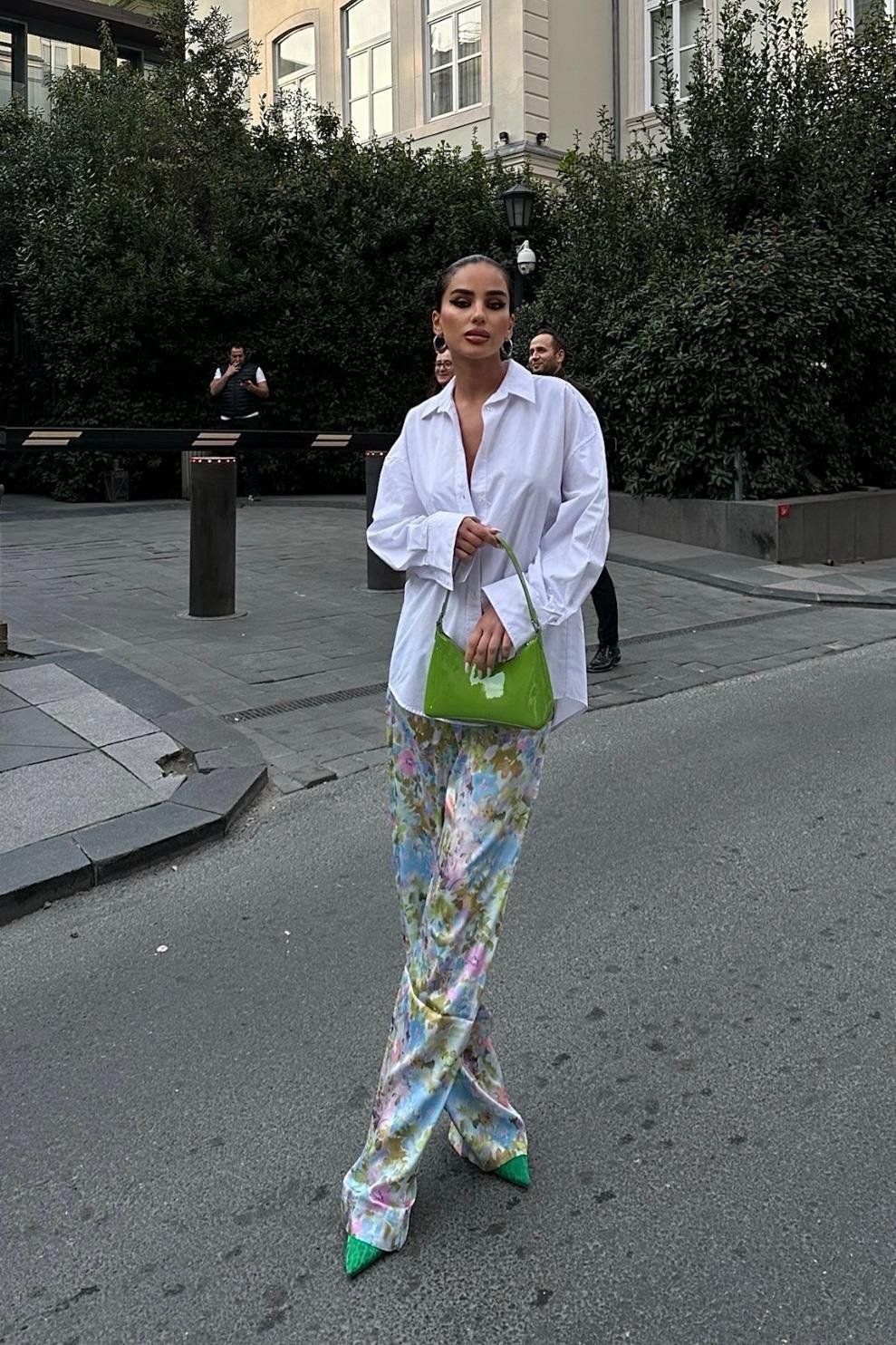 Mirian Sırt Dekolteli Gömlek 3228-08 R5-A-K2