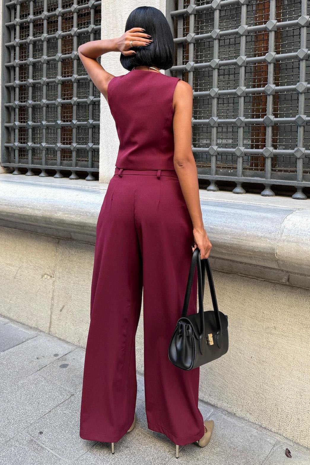 Pantolonu Yan Pile ve Düğme Detaylı Yelekli Takım 10261 R10-E-K5