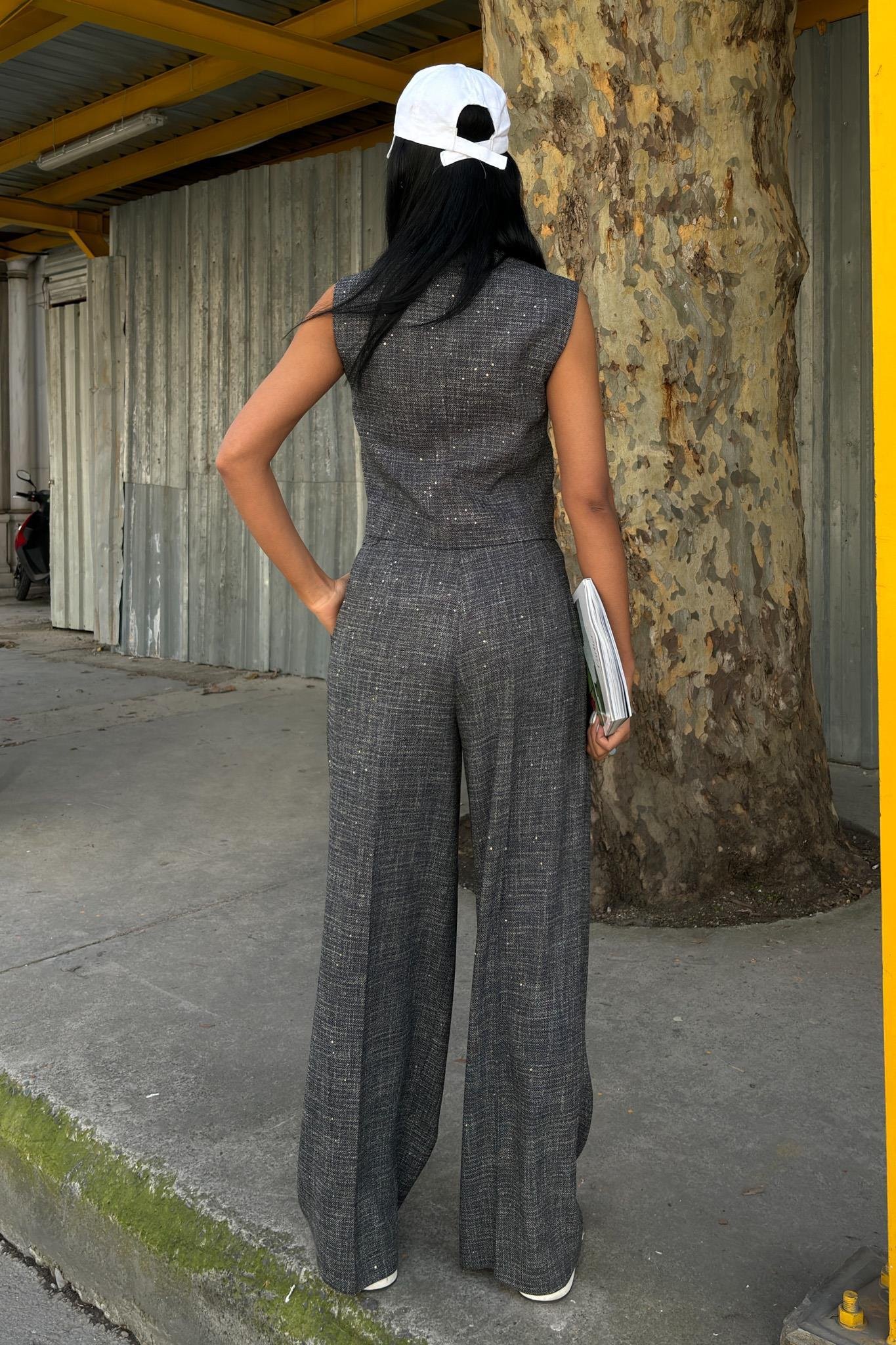 Pul Payetli ve Simli Yelekli Takım 10088 R7-H-K2