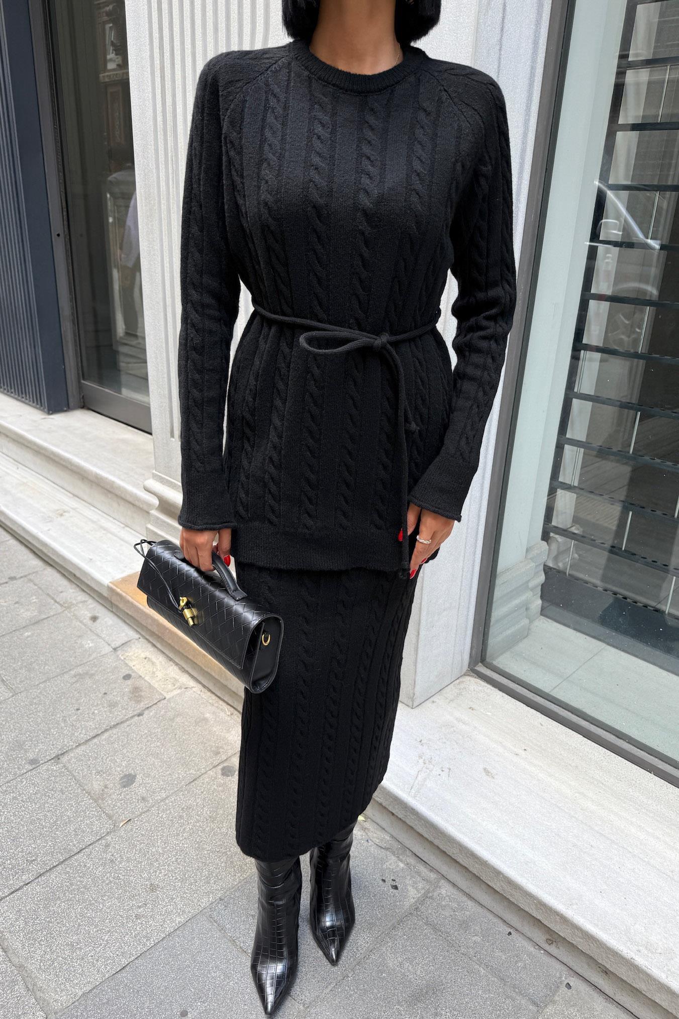 Saç Örgü Desenli Kuşaklı Triko Takım 10218 R1-C-K1