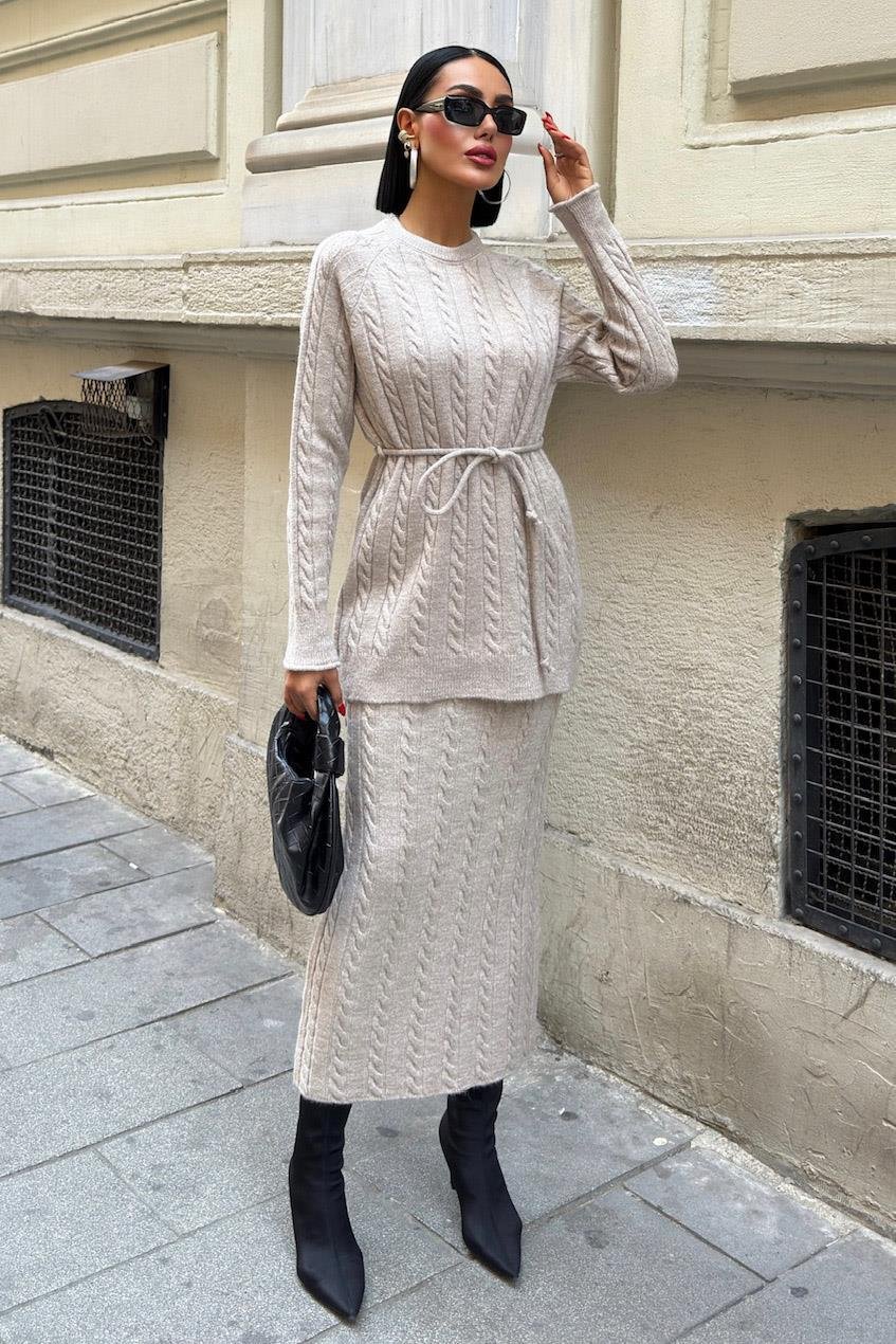 Saç Örgü Desenli Kuşaklı Triko Takım 10218 R1-C-K1