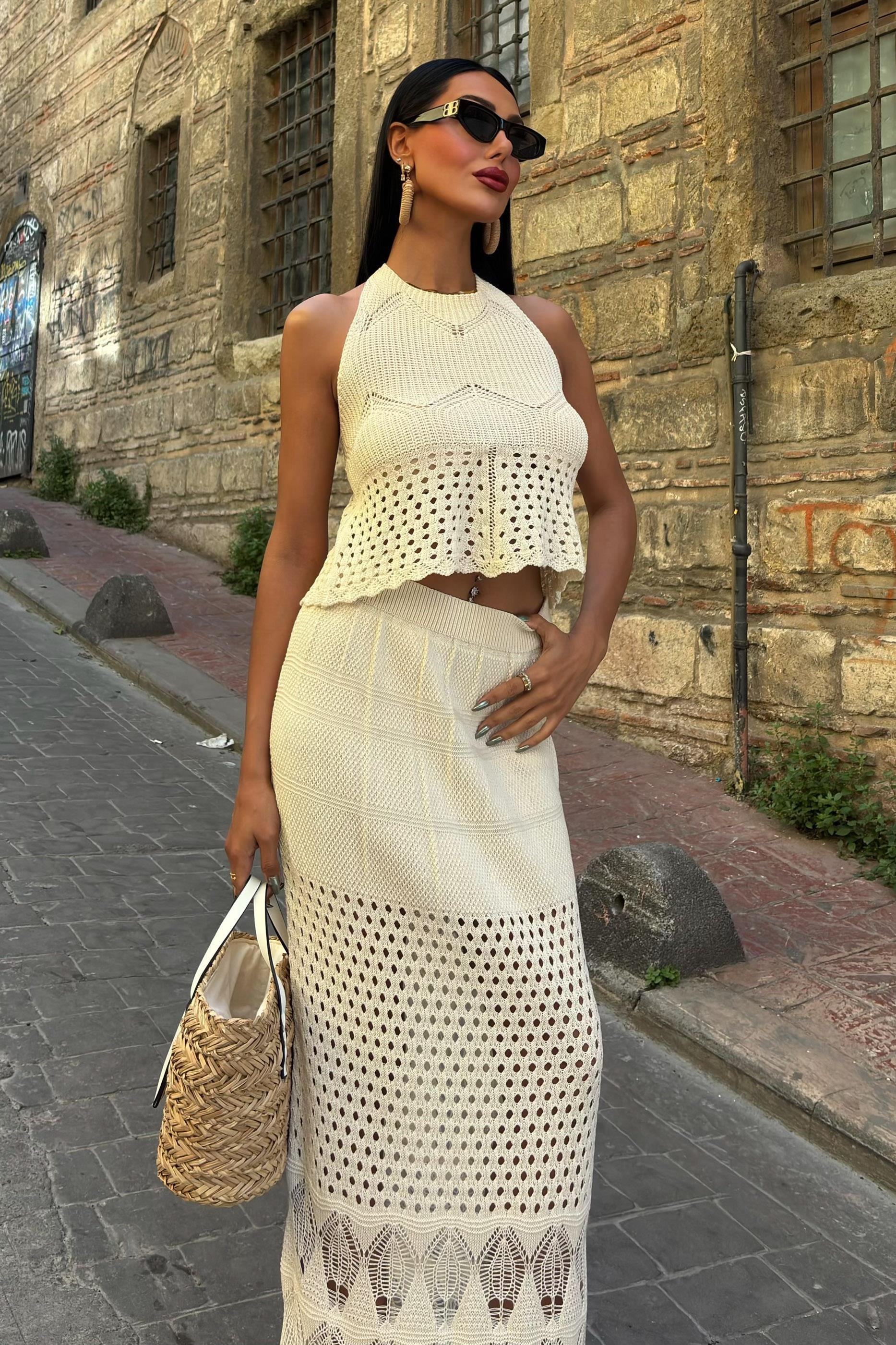 Sırt Dekolteli Ajurlu Takım 10083-025 R2-H-K5