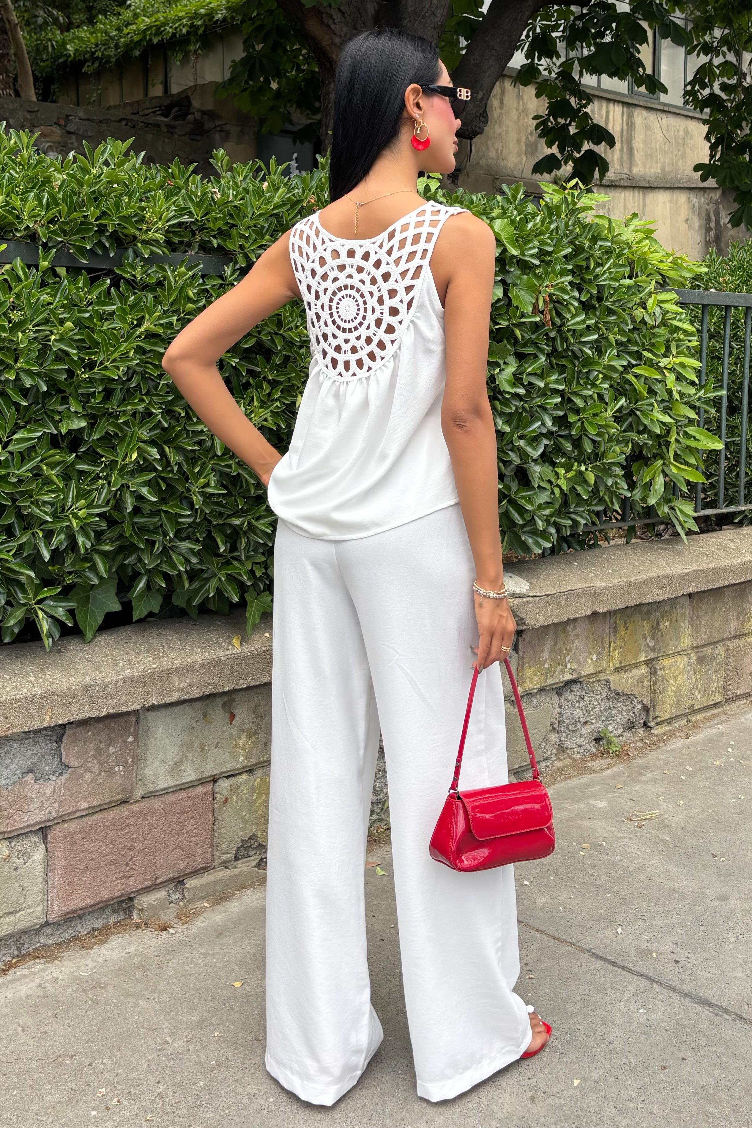 Sırtı Süzene Dantelli Rahat Takım 10165 R11-E-K3