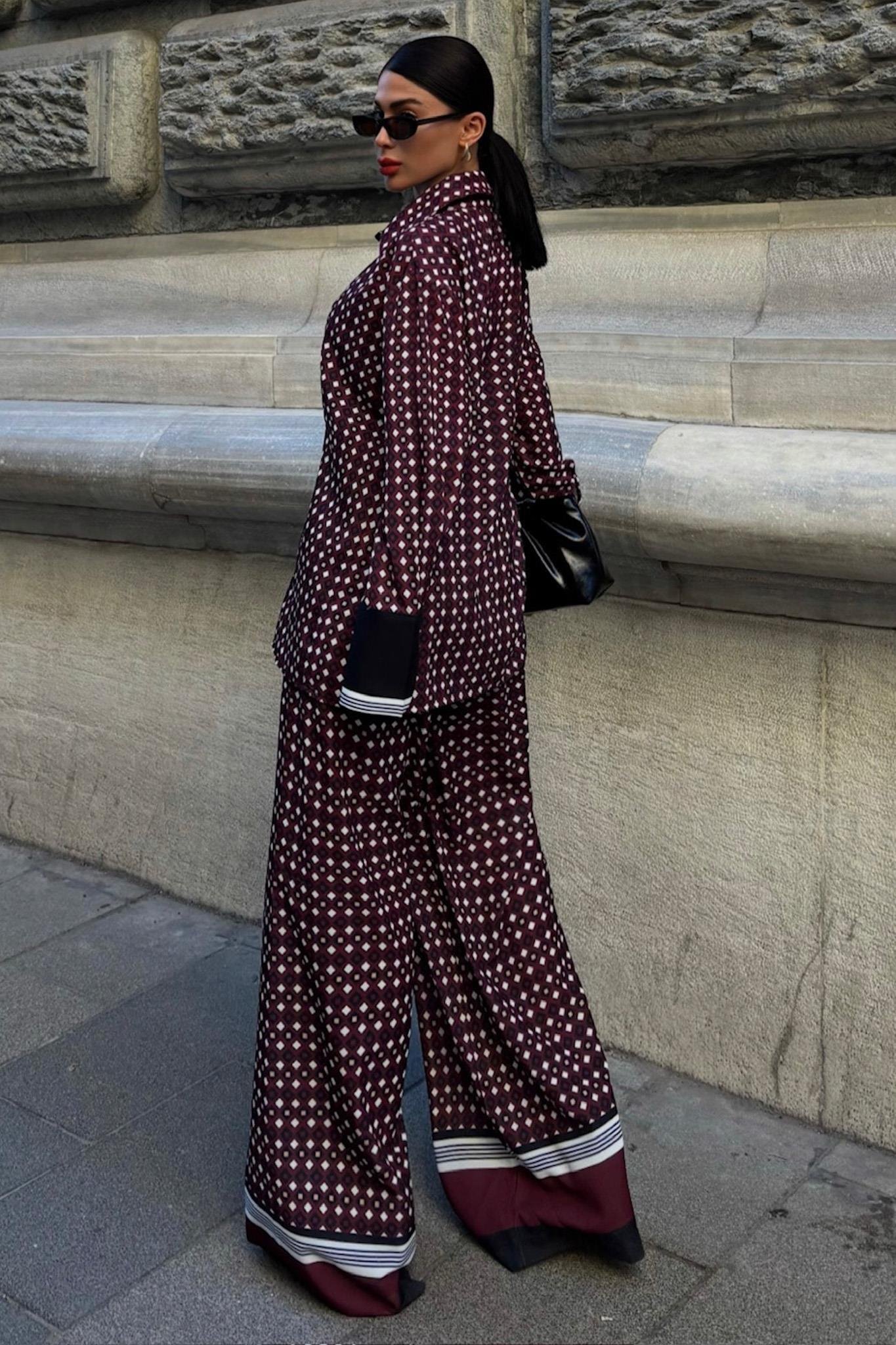 Su Yolu Detay Saten Takım 10010