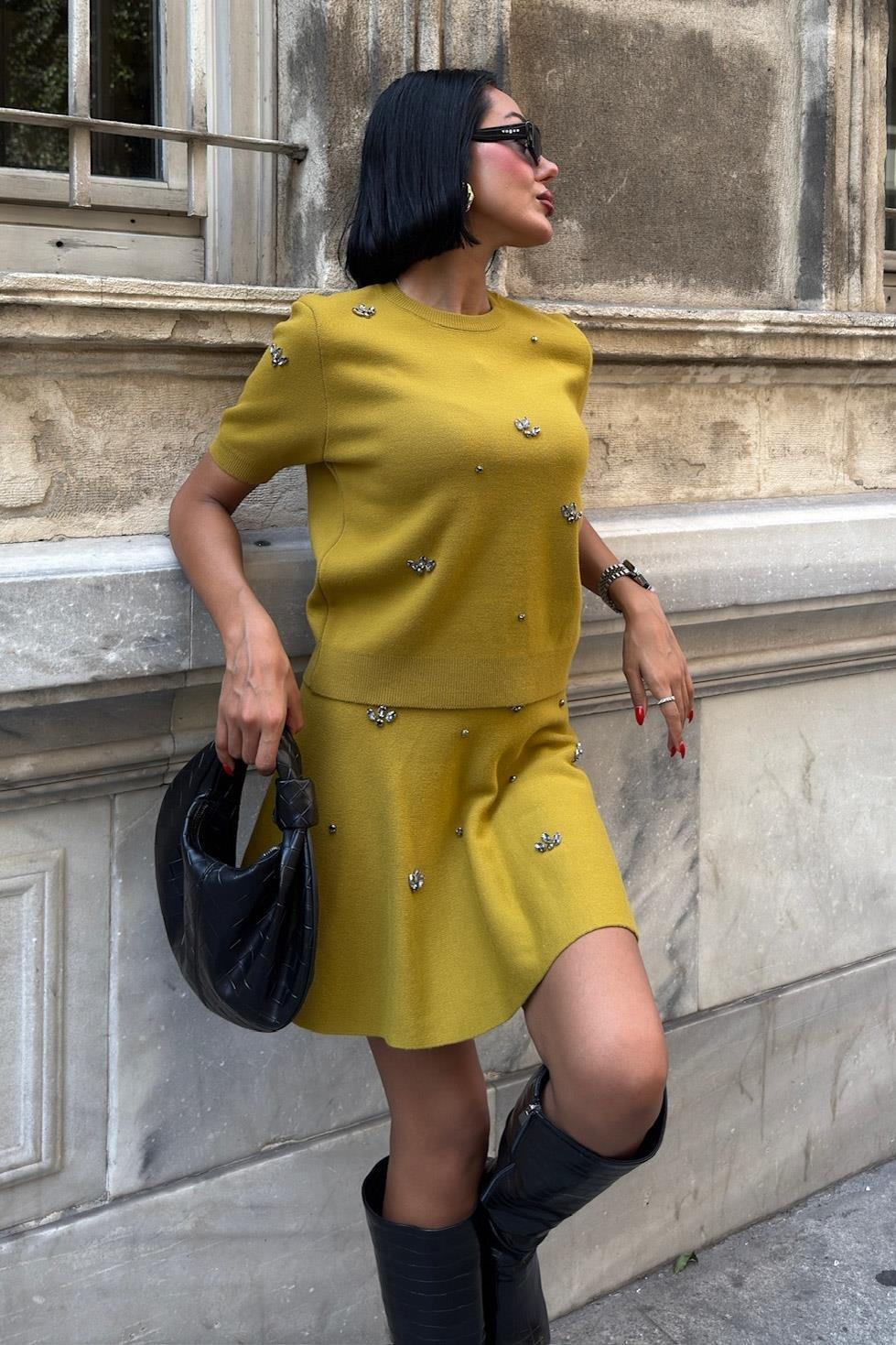 Taş İşlemeli Etekli Triko Takım 10220 R1-E-K1