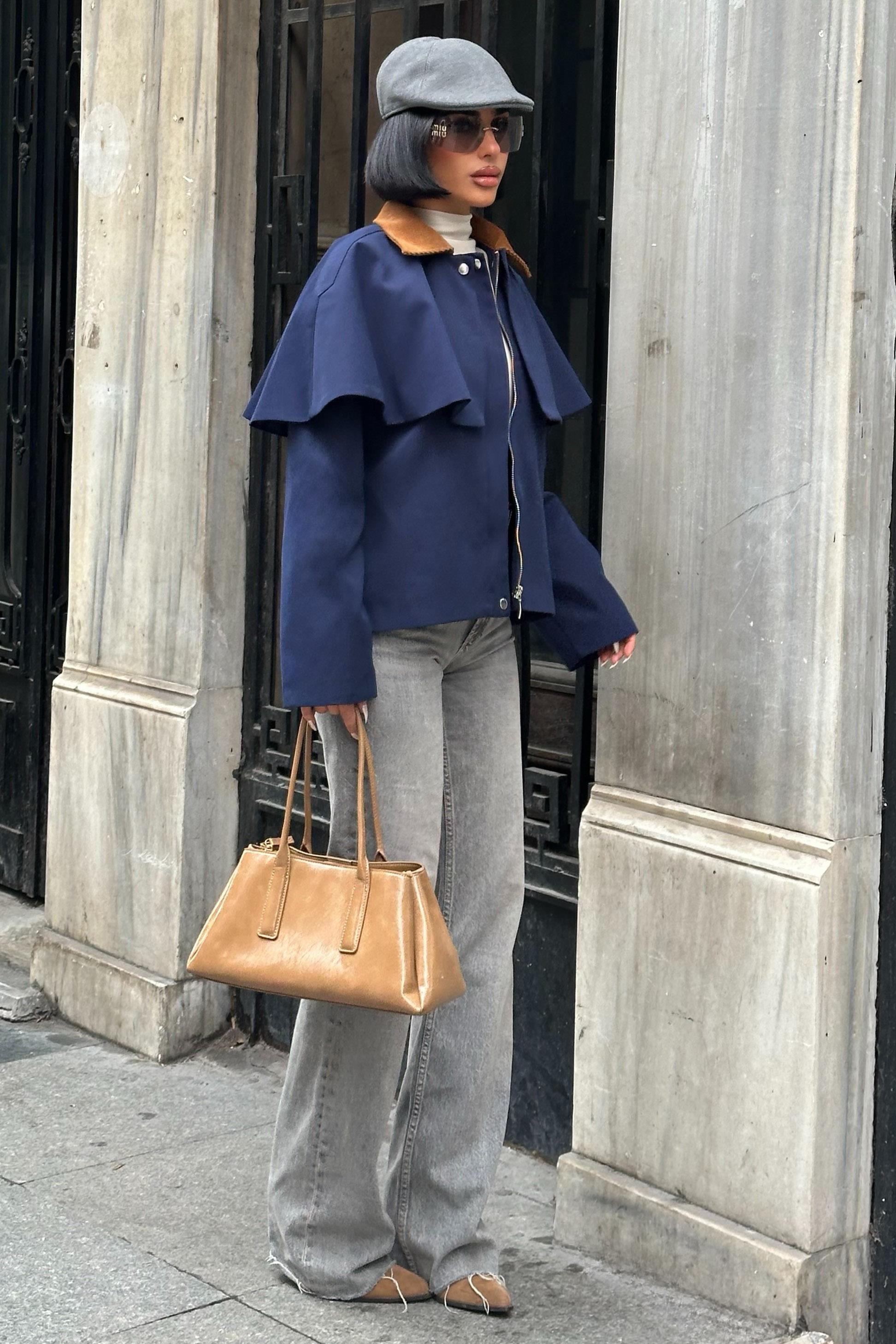 Trençkot Stil Pelerinli Ceket – Kadife Detay Mont 7076-08