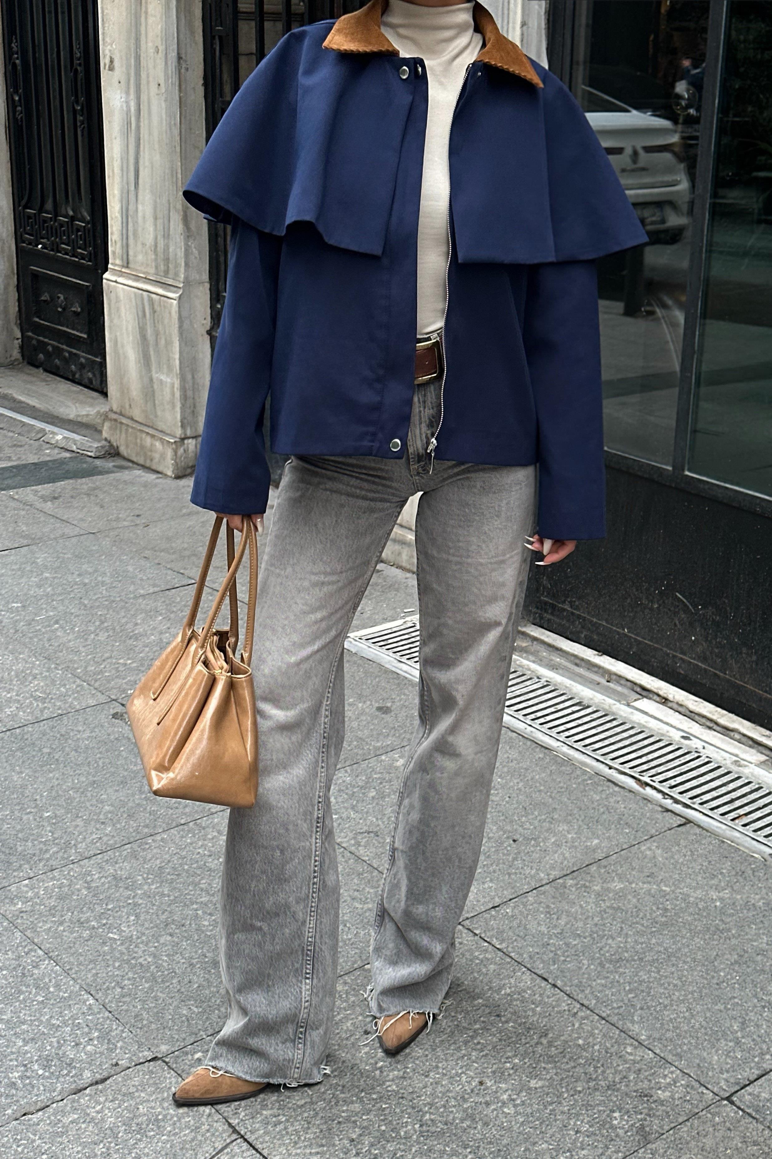 Trençkot Stil Pelerinli Ceket – Kadife Detay Mont 7076-08