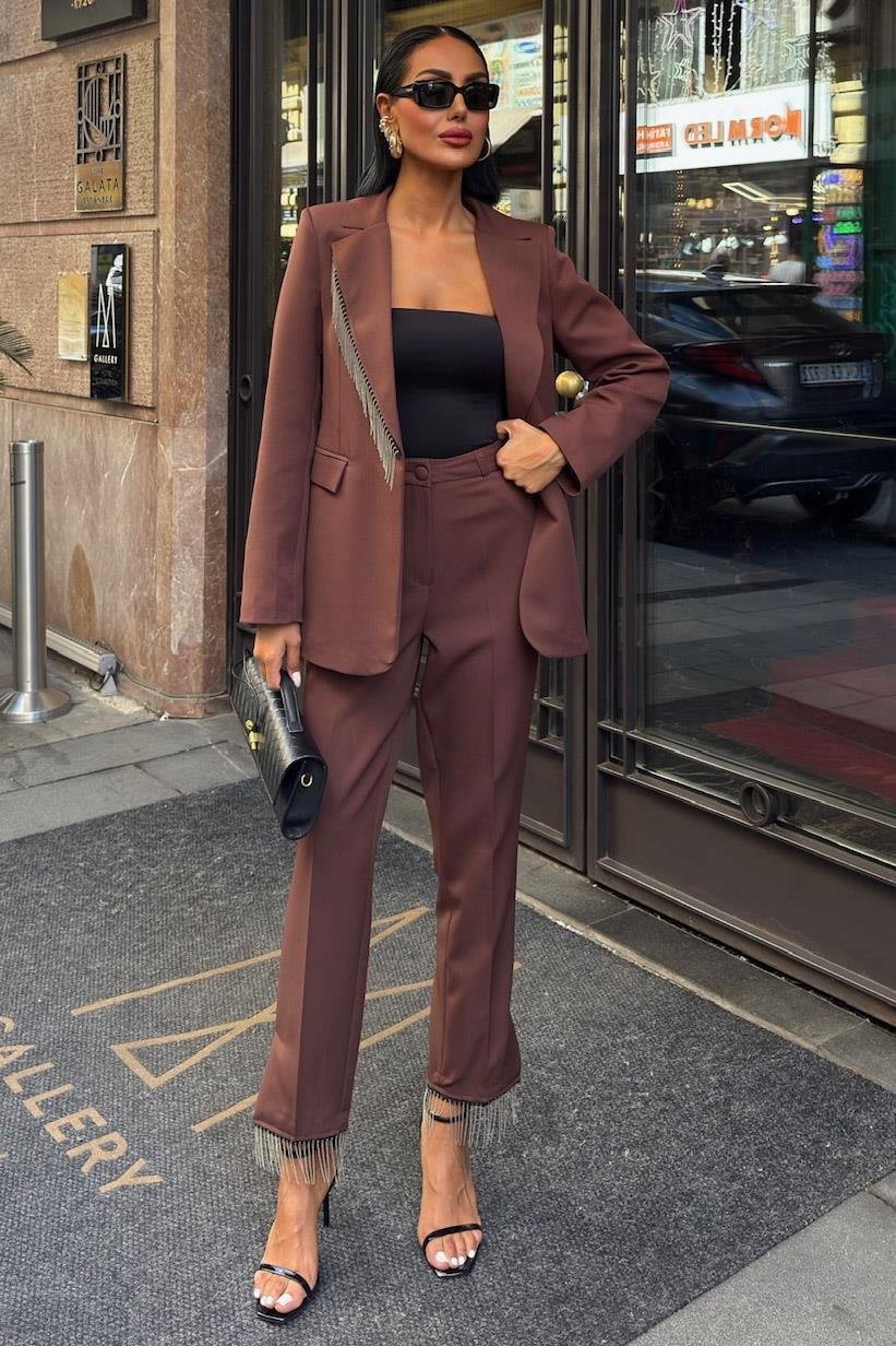 Yaka ve Paçaları Püsküllü Takım Elbise 10043 R8-D-K3