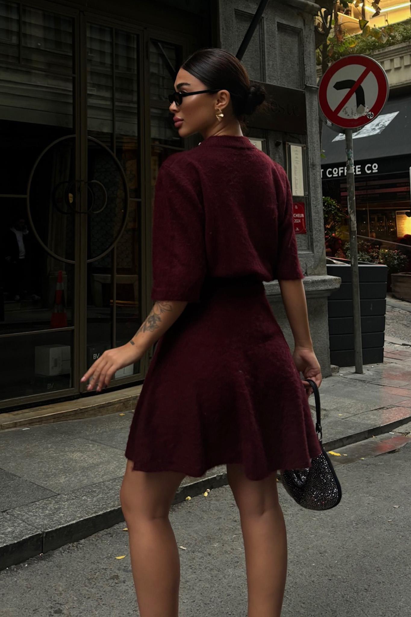 Yakası Taşlı Şardonlu Mini Etekli Takım 10002 R4-I-K3