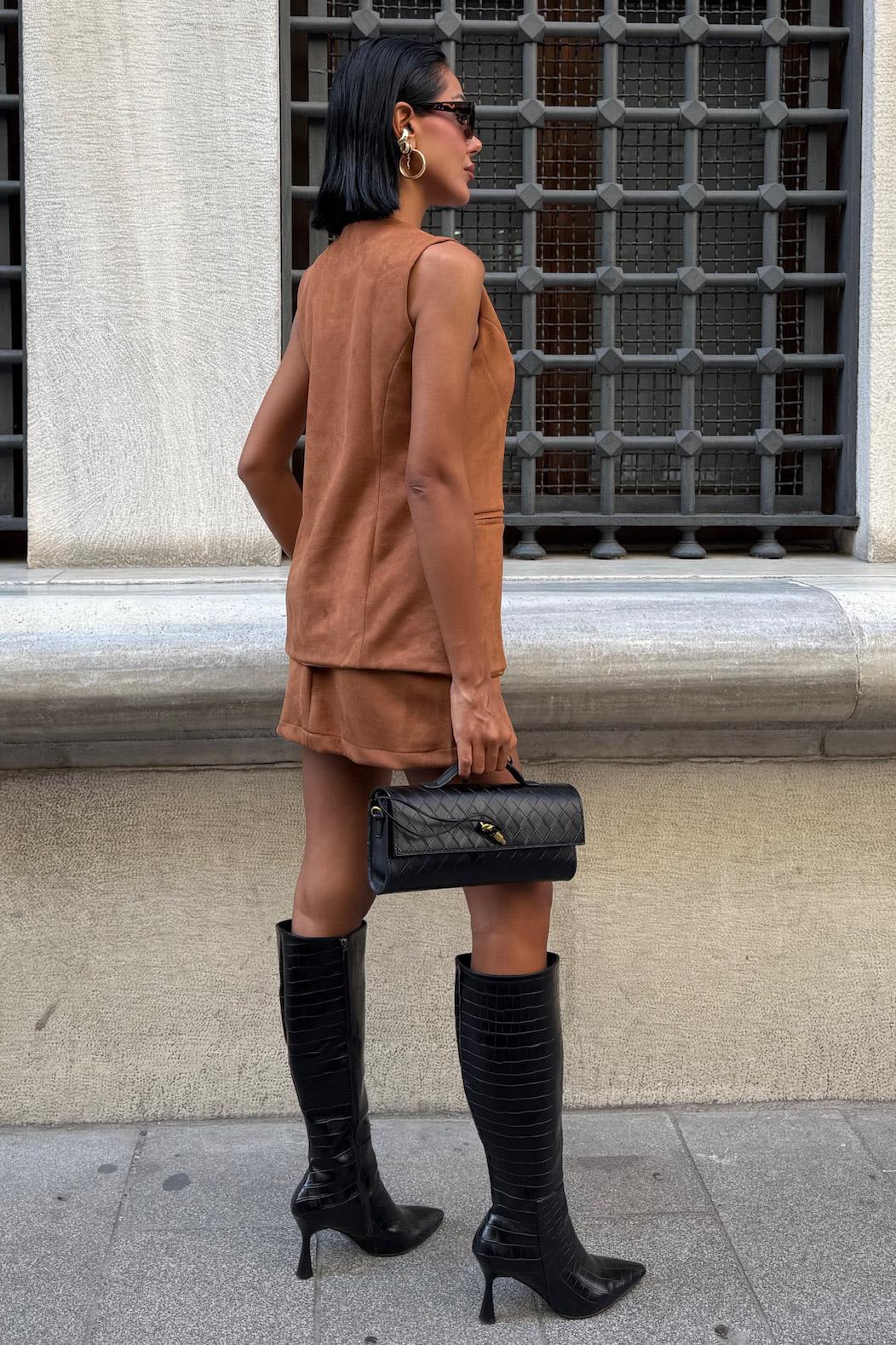 Yelek ve Mini Etekli İçi Astarlı Süet Takım 9998 R1-L-K4