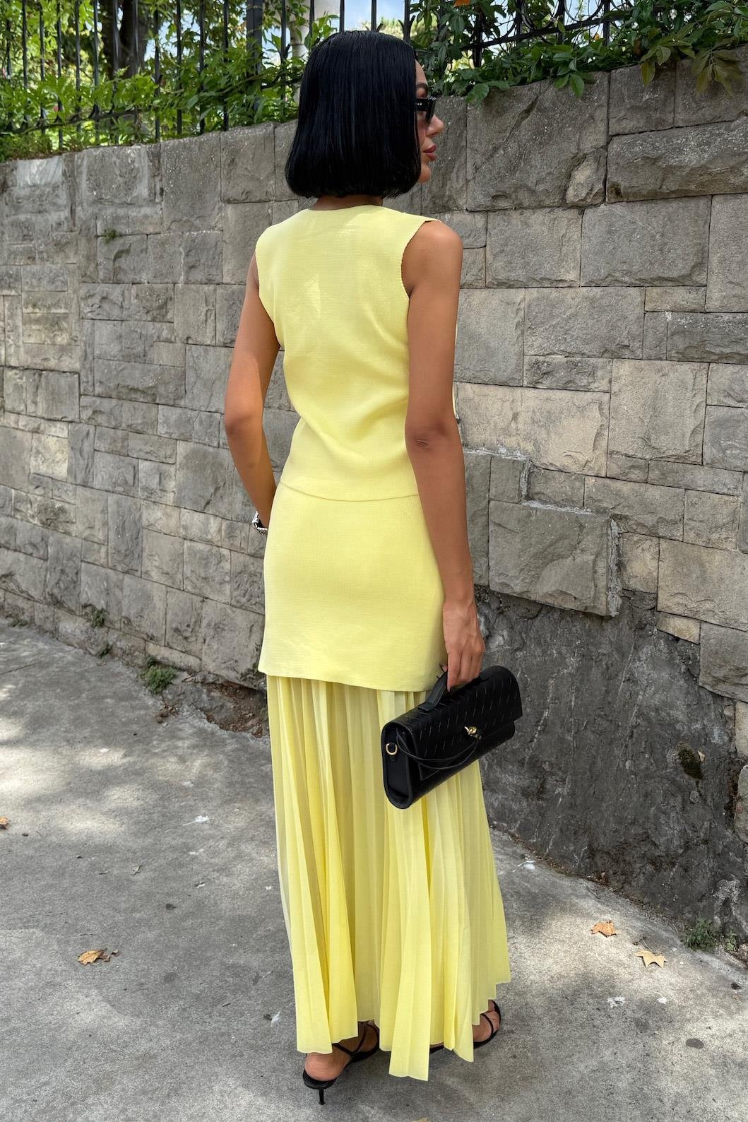 Yelekli Ve Pilise Etekli Triko Takım 10001 R2-D-K2