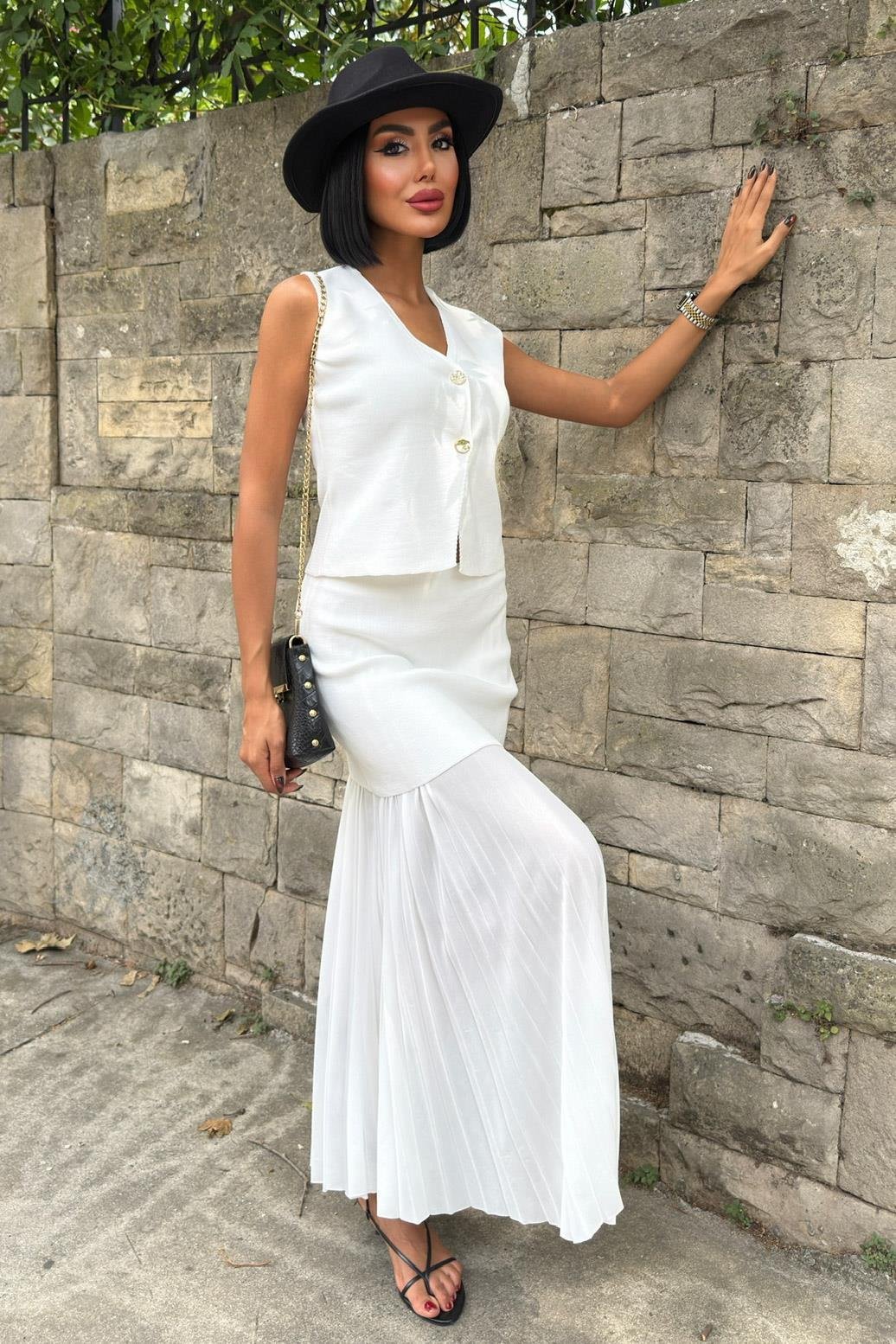 Yelekli Ve Pilise Etekli Triko Takım 10001 R2-D-K2