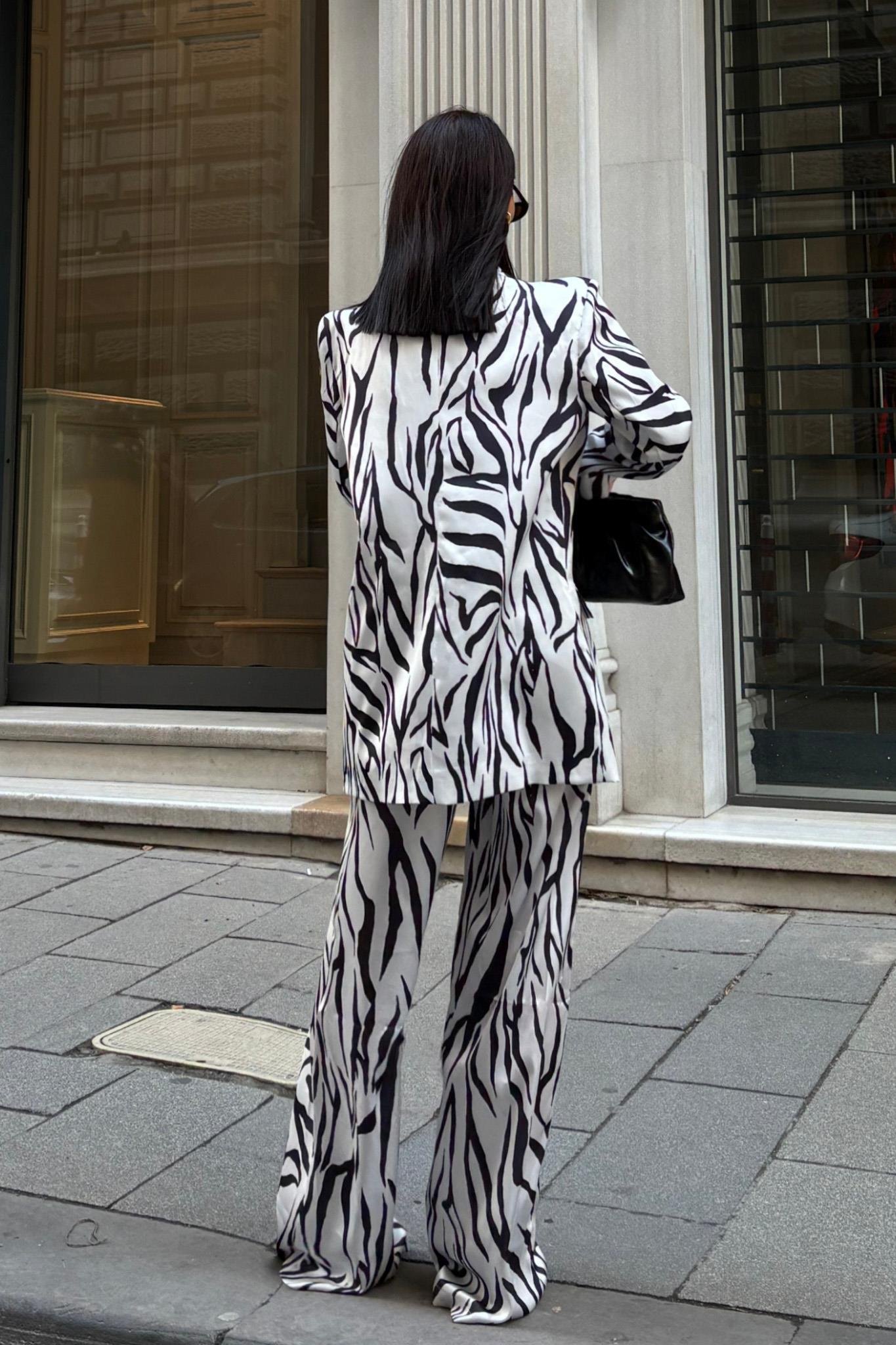 Zebra Desenli Chanel Saten Takım 10038 R8-E-K1