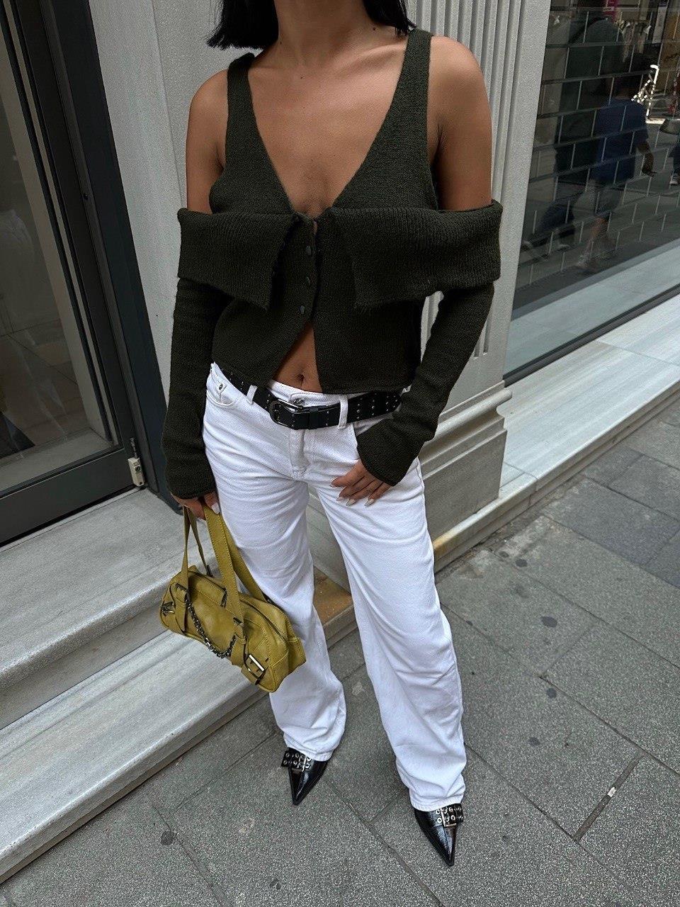 Zr model omuz detay tasarım triko - HAKİ