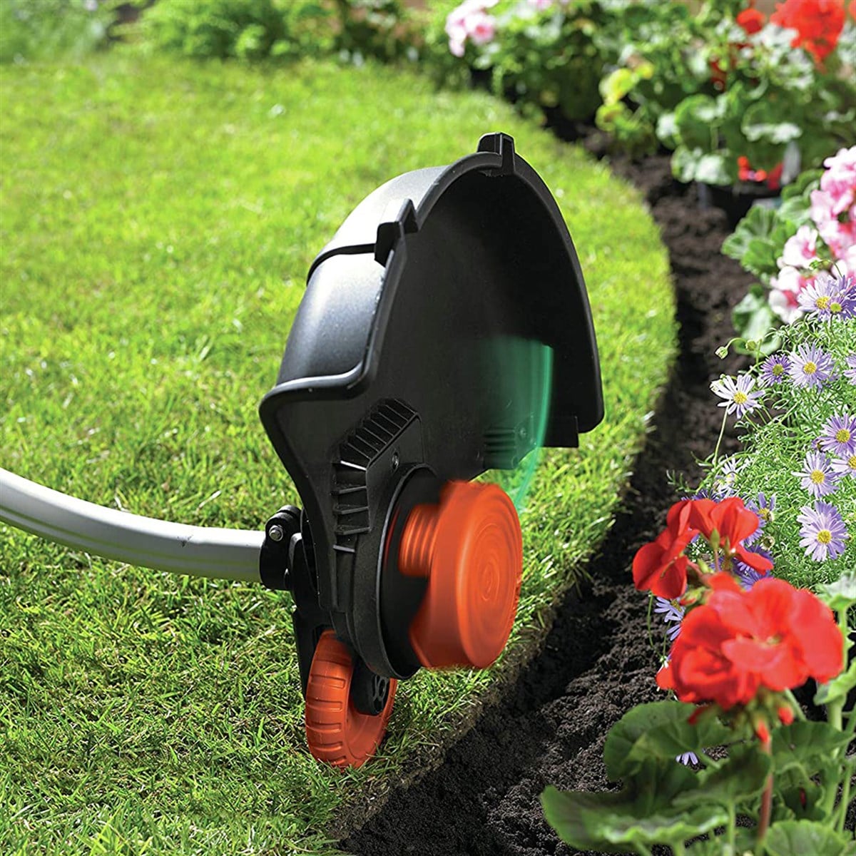 BLACK DECKER 900W MİSİNALI ÇİM KESME MAKİNASI 35CM - GL9035-QS