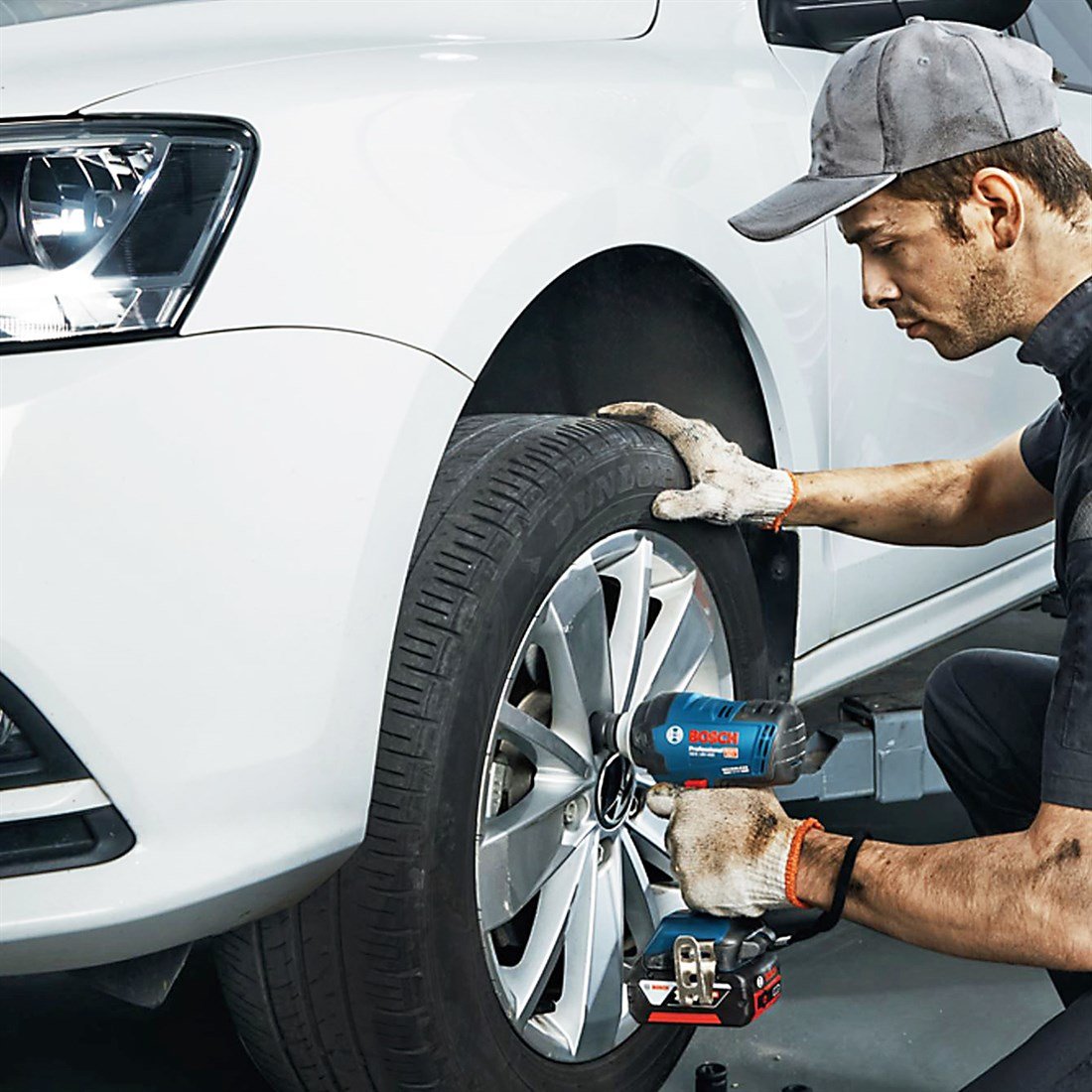 Bosch Darbeli Somun Sıkma Makinesi GDS 18V-400 - 06019K0020