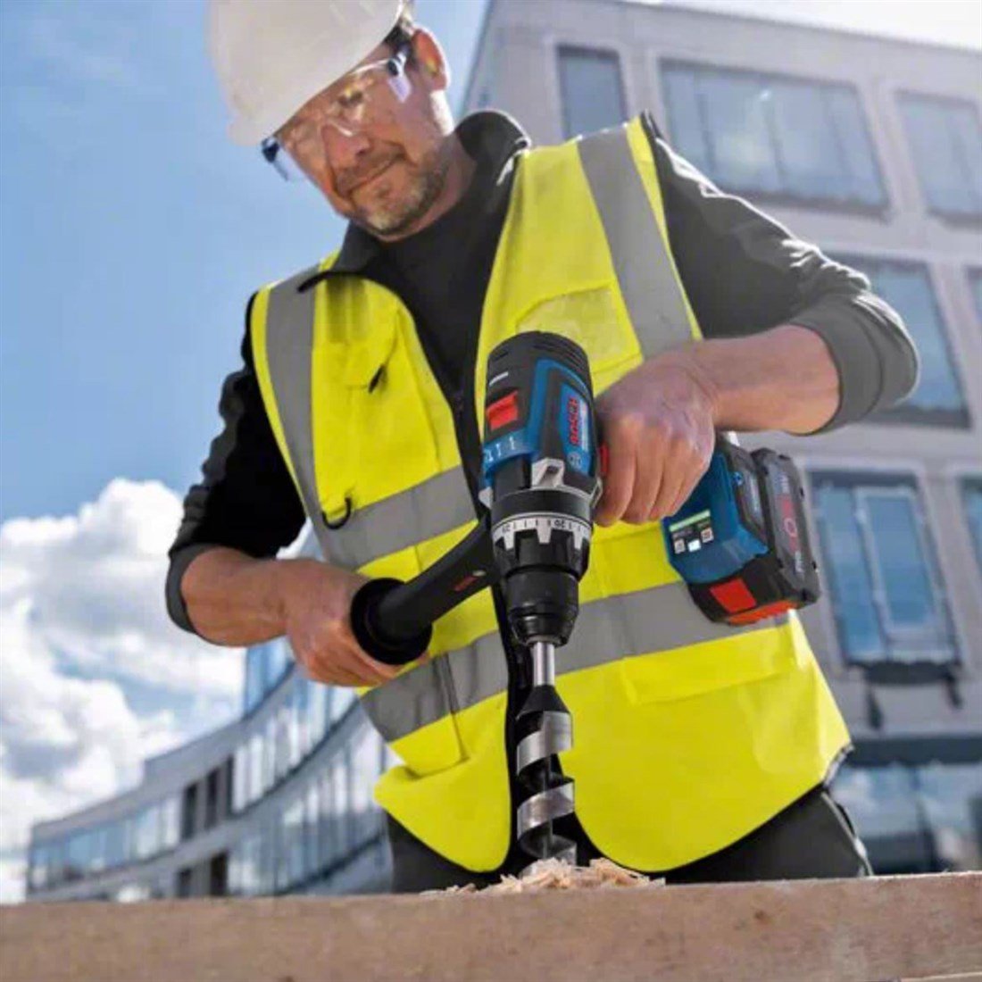 Bosch GSB 18V-150 C Akülü Darbeli Delme Vidalama 2x8 AH - 06019J5105