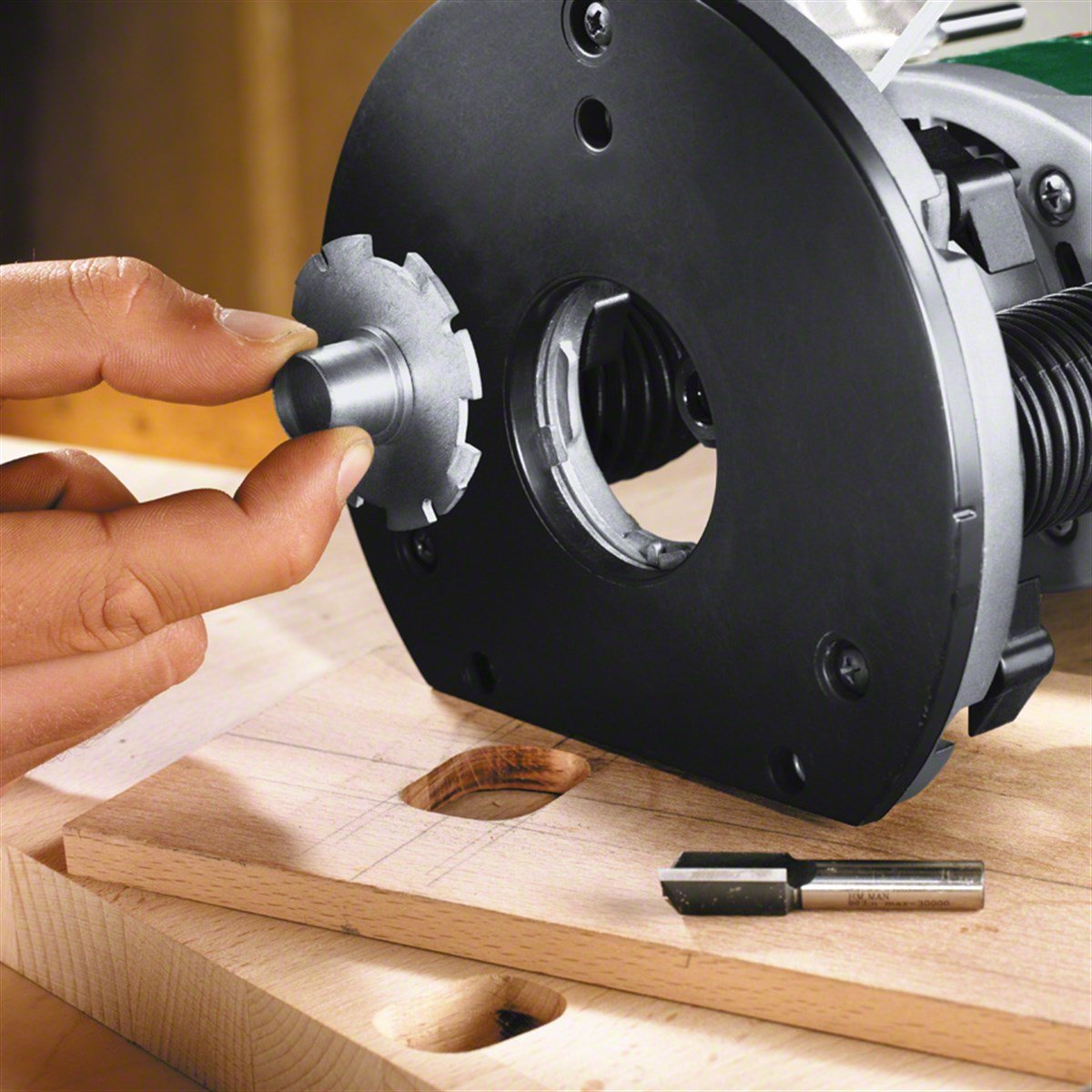 BOSCH POF 1400 ACE FREZE 060326C800