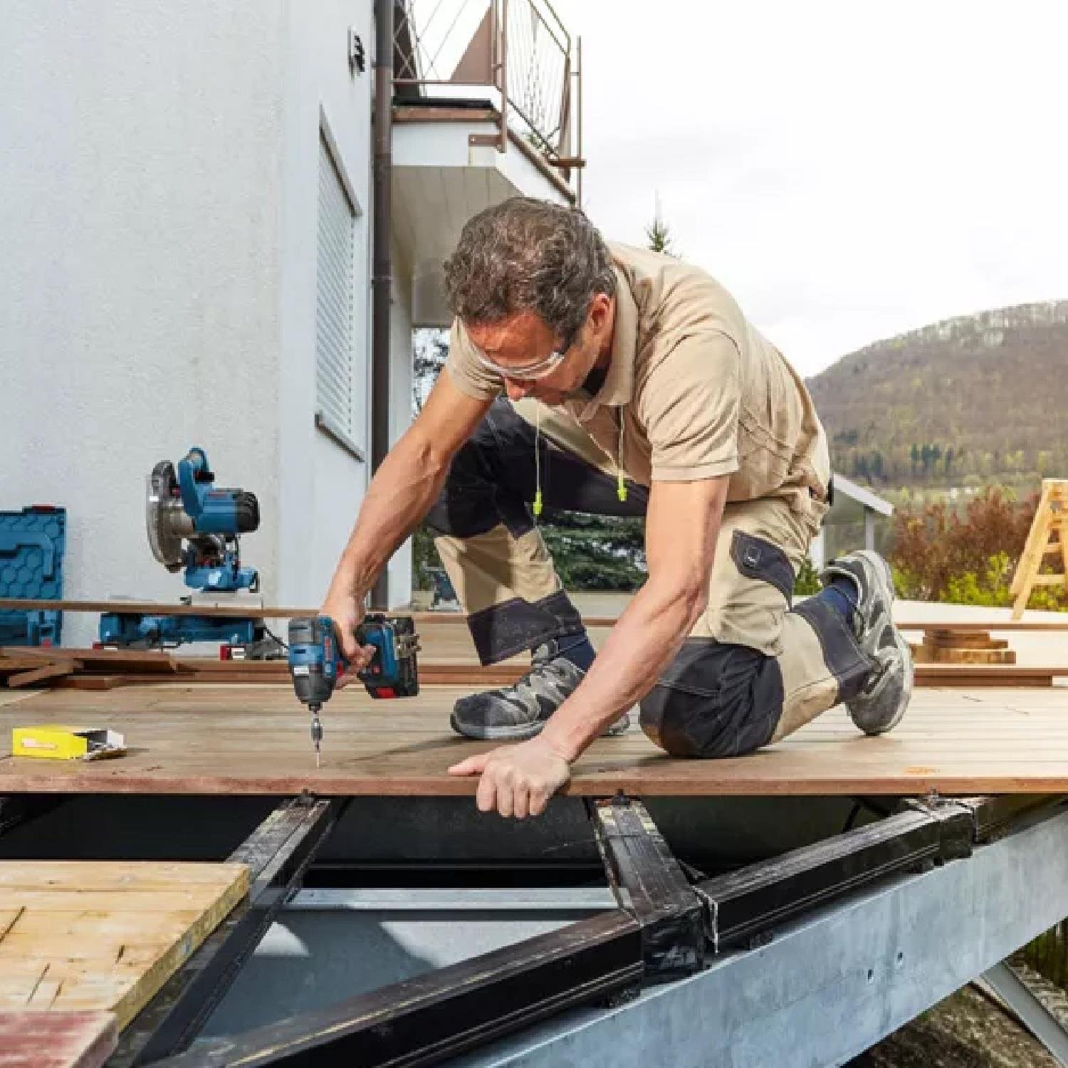 Bosch Professional Gdr 18v-200 C  2*4 Ah Akülü Darbeli Somun Sıkma L-BOX- 06019g4106