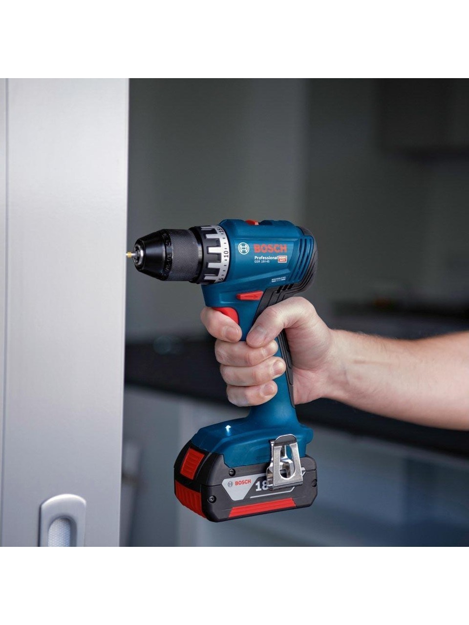 Bosch Professional GSR 18V-45 + GWS 18V-8 + GBH 18V-22 3 x 4.0 Ah Akülü Kombi Set - 0615A5007L