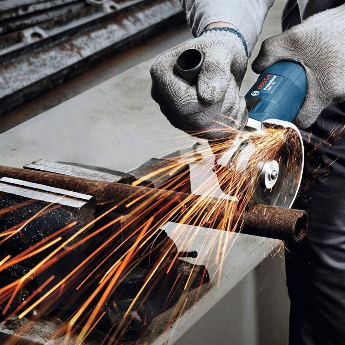 BOSCH Professional GWS 750 Avuç Taşlama Makinesi - 0601394000