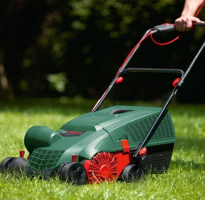 Bosch UniRake900 Çim Havalandırma Makinesi - 060088A001