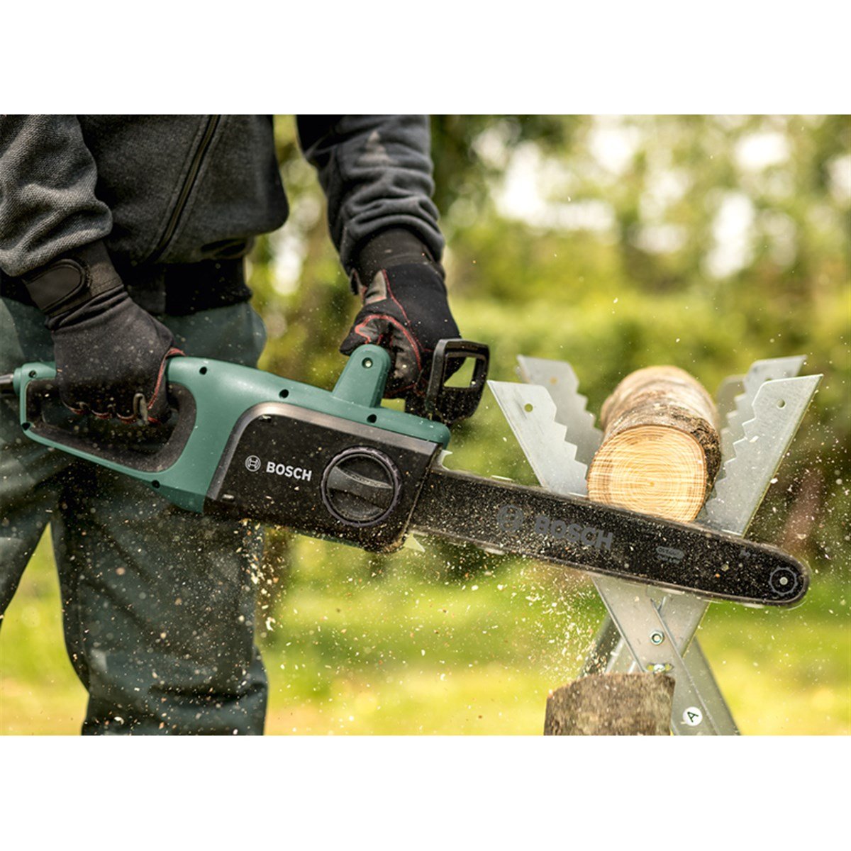 BOSCH UNIVERSAL CHAİN 40 ZİNCİRLİ AĞAÇ KESME TESTERESİ - 06008B8400