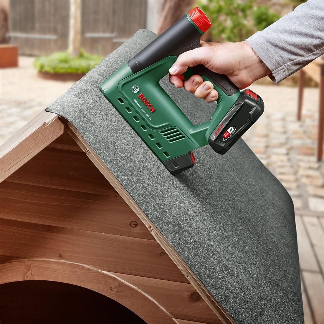 Bosch Universal Tacker 18V-14 Zımba ve Çivi Tabancası + 18 Volt Starter Kit 2 5 Ah+Şarj Cihazı
