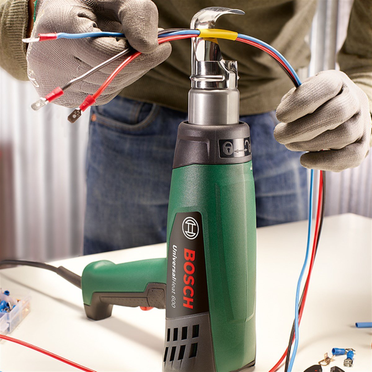 BOSCH UNİVERSALHEAT 600 SICAK HAVA TABANCASI - 06032A6101