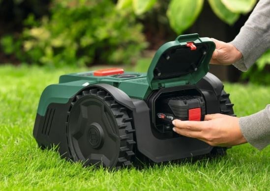 Bosch VisiMow 18V-100 Akülü (1*4,0Ah) Robotik Çim Biçme  - 06008E1000