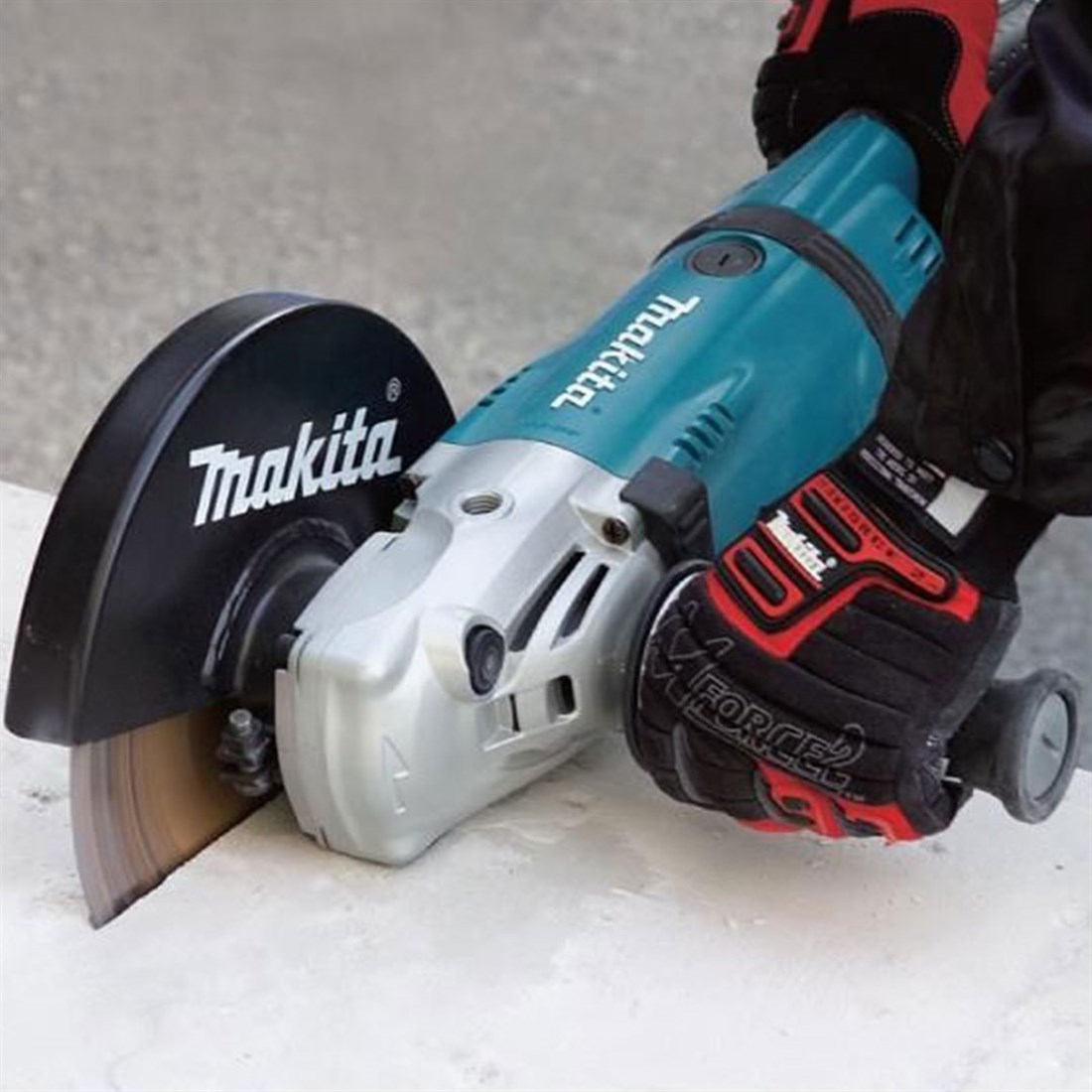 Makita Ga7030 Büyük Taşlama