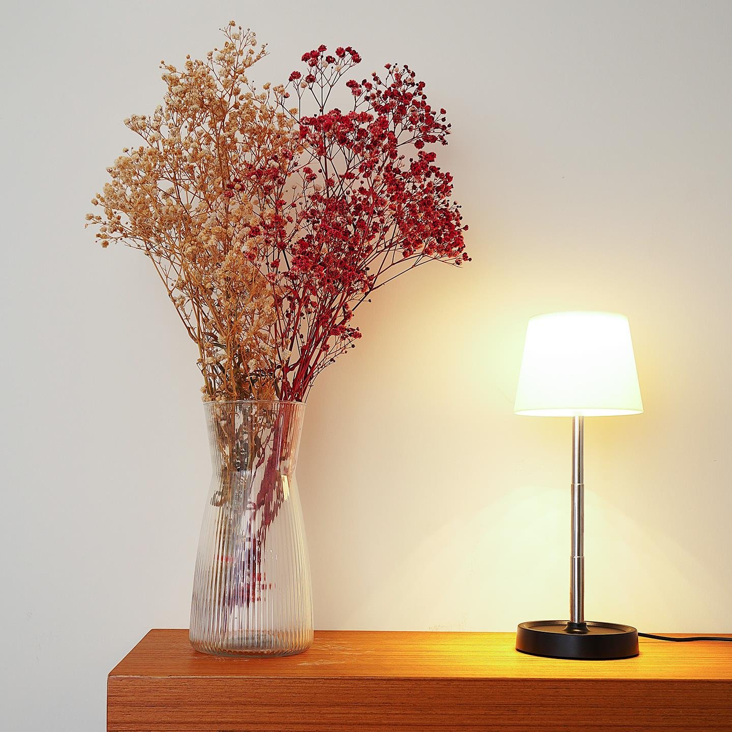 S-link SL-M9002 Usb Destekli Paslanmaz Çelik Beyaz Masa Üstü 12 SMD Ledli Okuma Lambası 40731