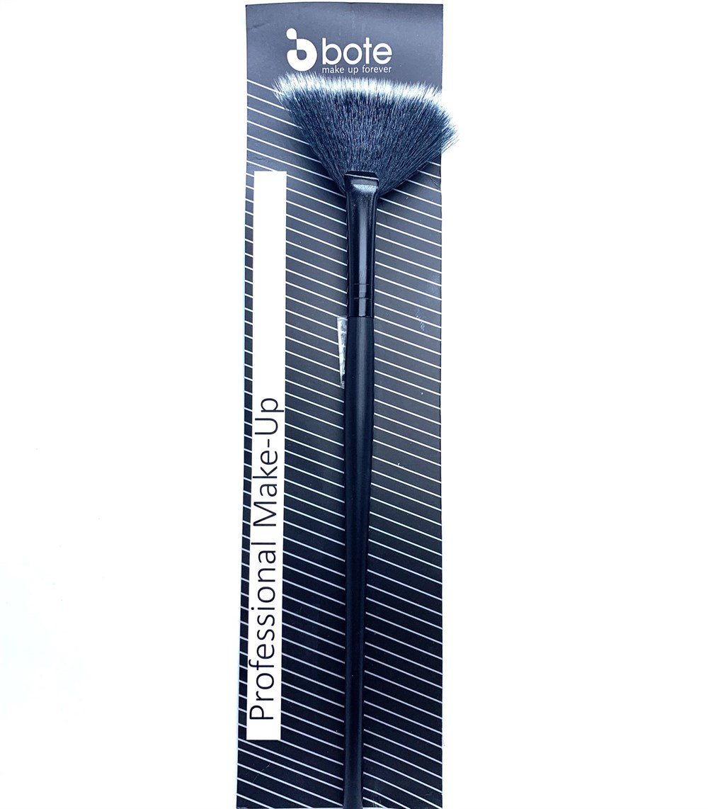 Bote Makeup Yelpaze Allık Fırçası