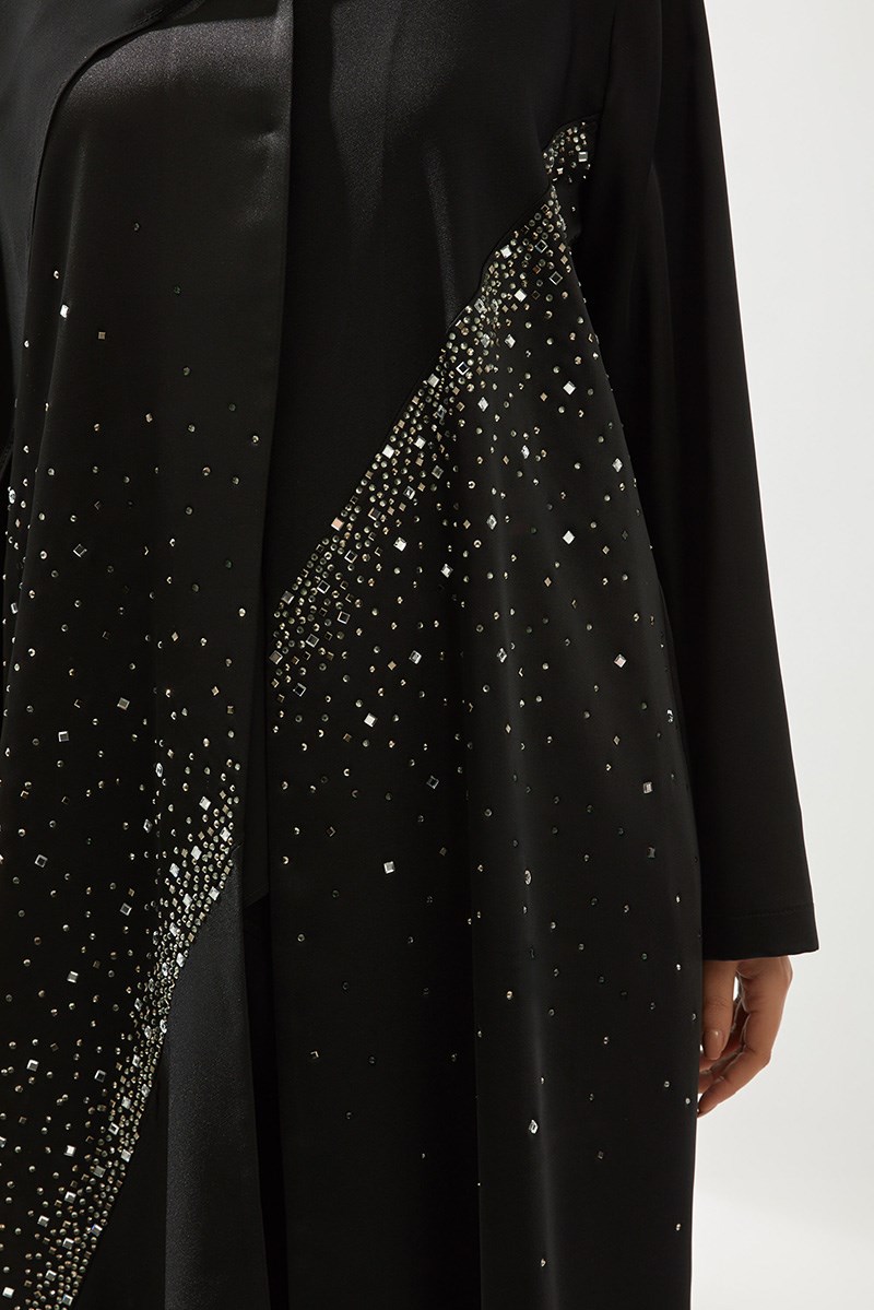 ELEGANT ABAYA 