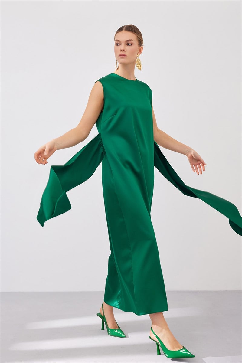 SATIN DRESS-GREEN