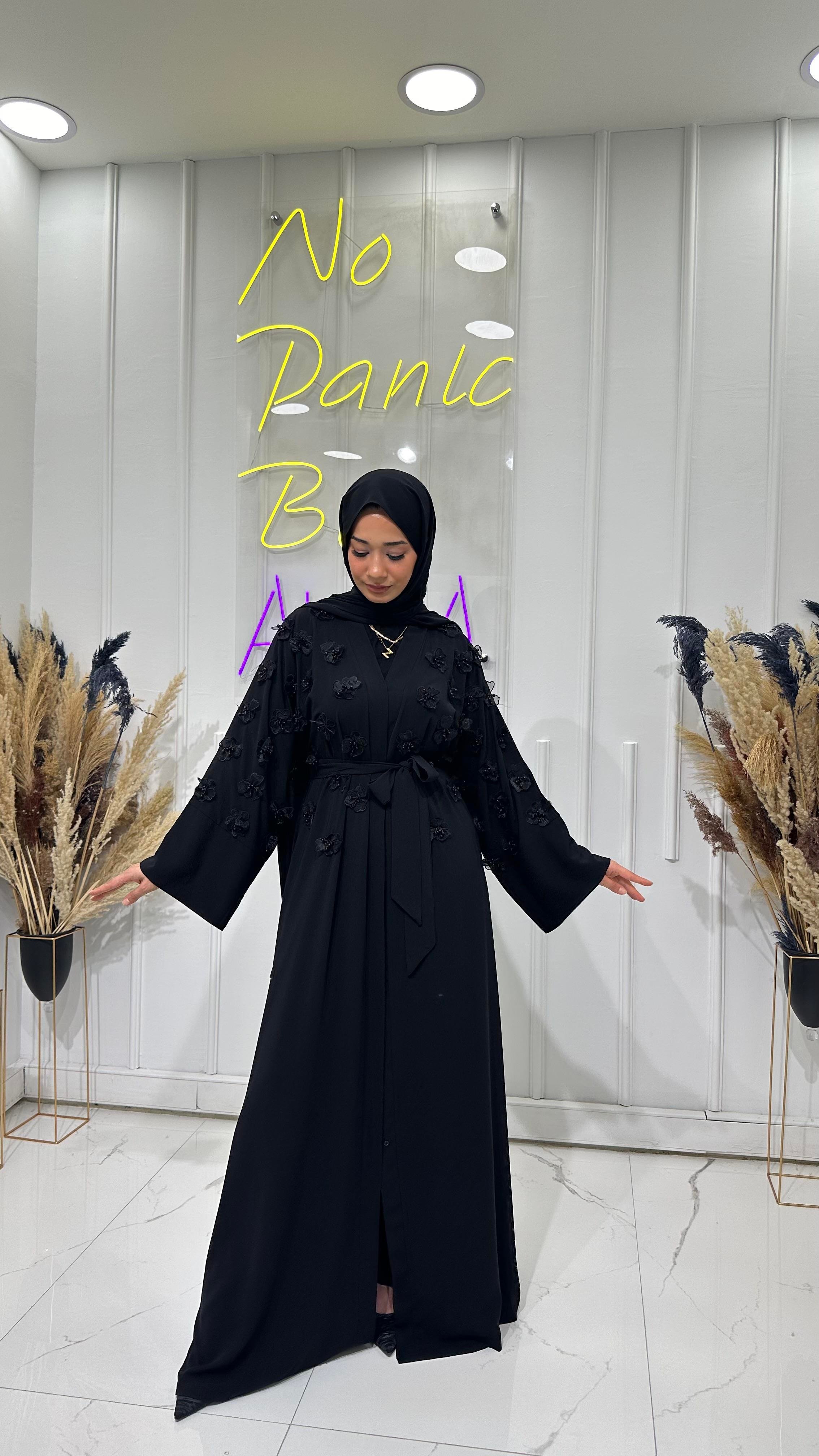 3 Boyutlu Çiçekli Abaya - Siyah