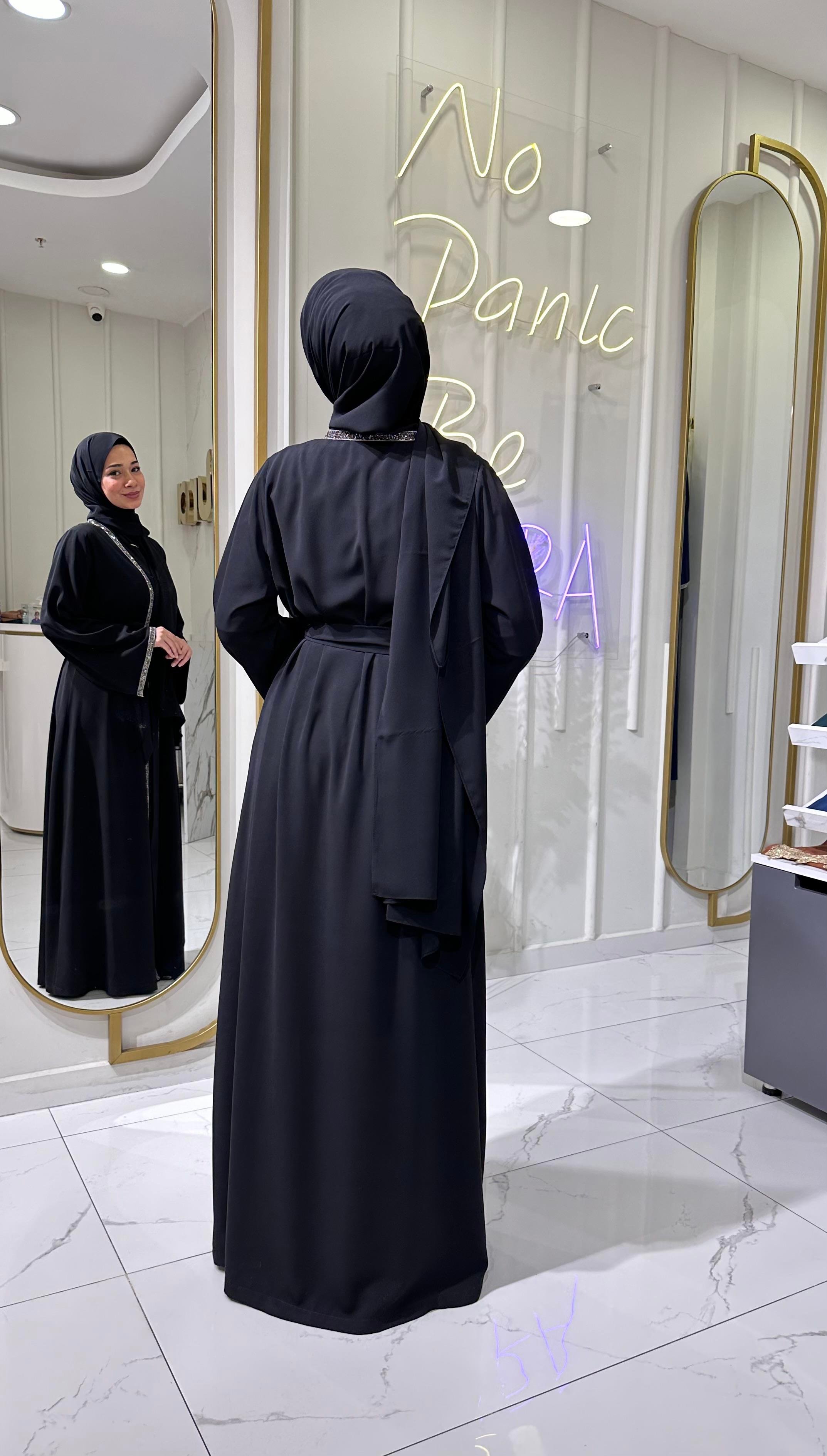 Taş şerit abaya 