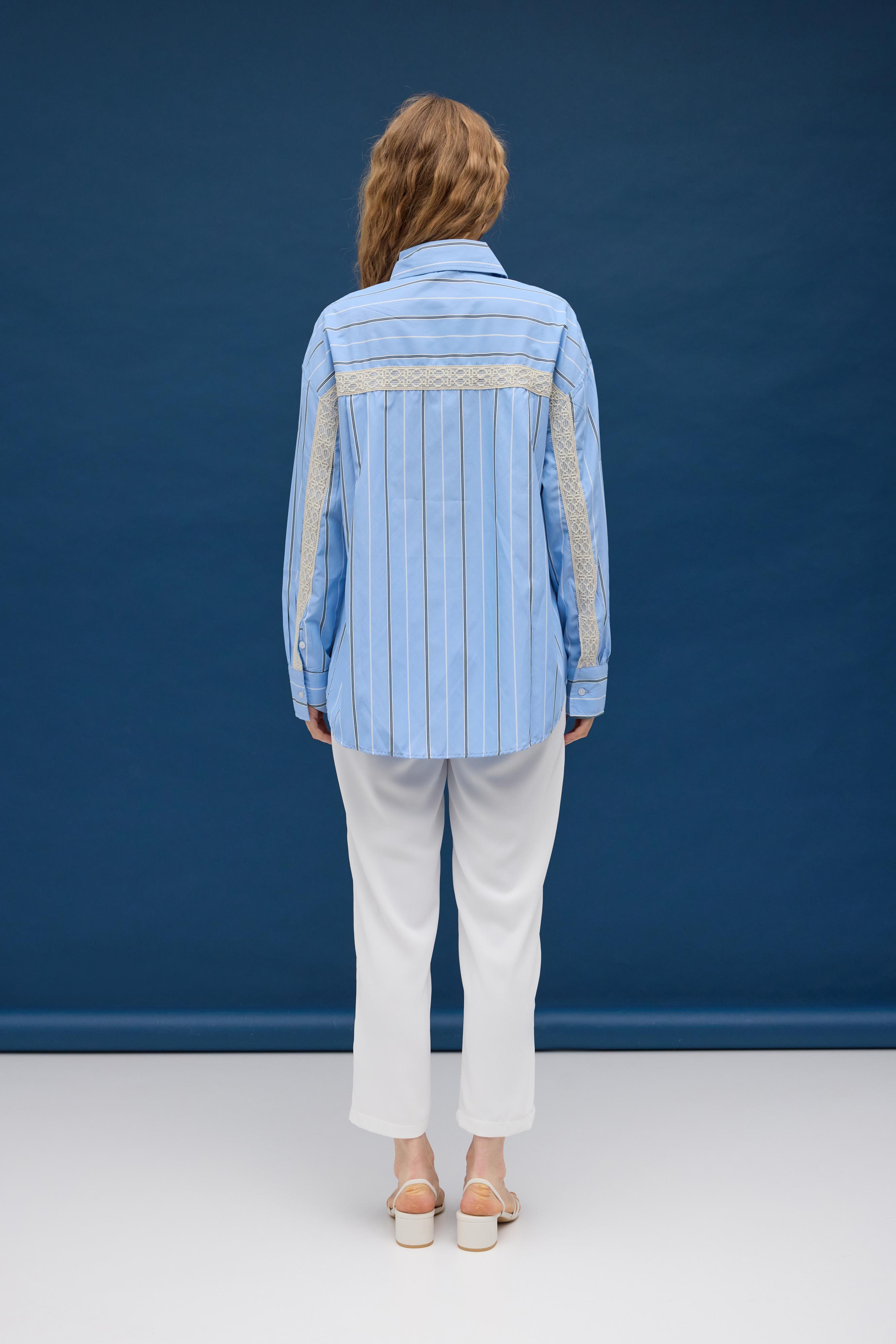  Hazel Güpür İşlemeli Gömlek - Mavi 