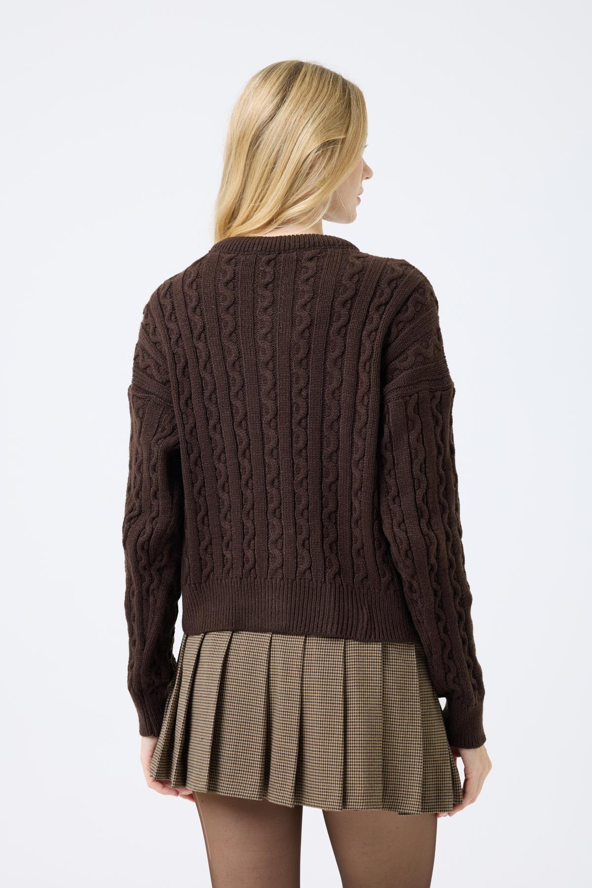  Hazel Saç Örgülü Gold Düğmeli Hırka - Kahve 