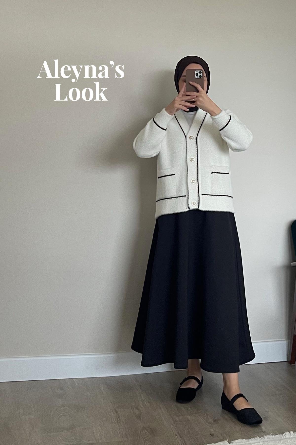 ALEYNA'NIN CHARLOTTE İNCİ DÜĞME DETAYLI YUMOŞ HIRKA VE ARİEL SKUBA KLOŞ ETEK KOMBİNİ