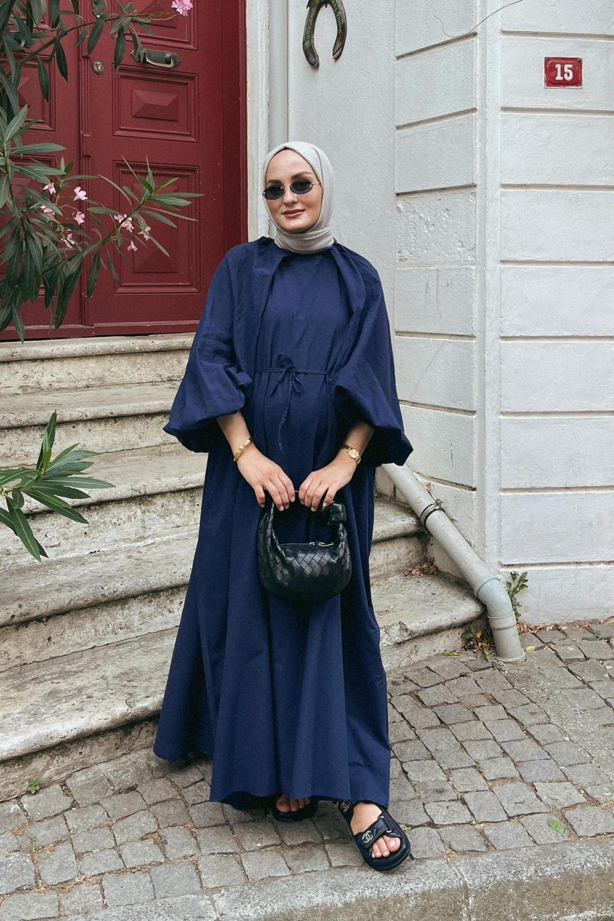 ALEYNA'NIN MIOR PAMUK VUAL ELBİSE KOMBİNİ