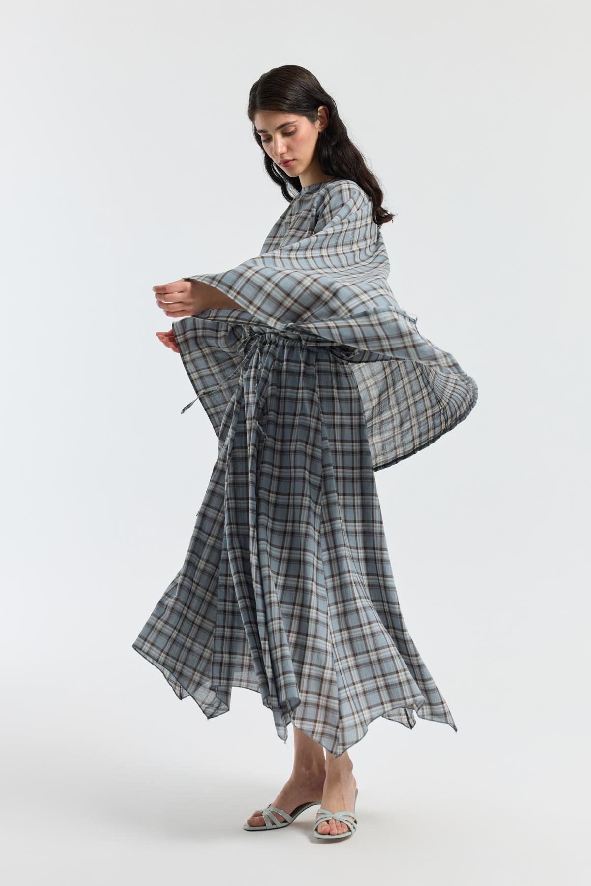 Amara Müslin Ekose Desenli Pelerin - Bebe mavi