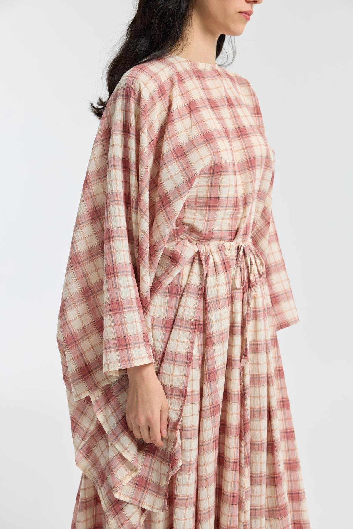 Amara Müslin Ekose Desenli Pelerin Takım - Kırmızı