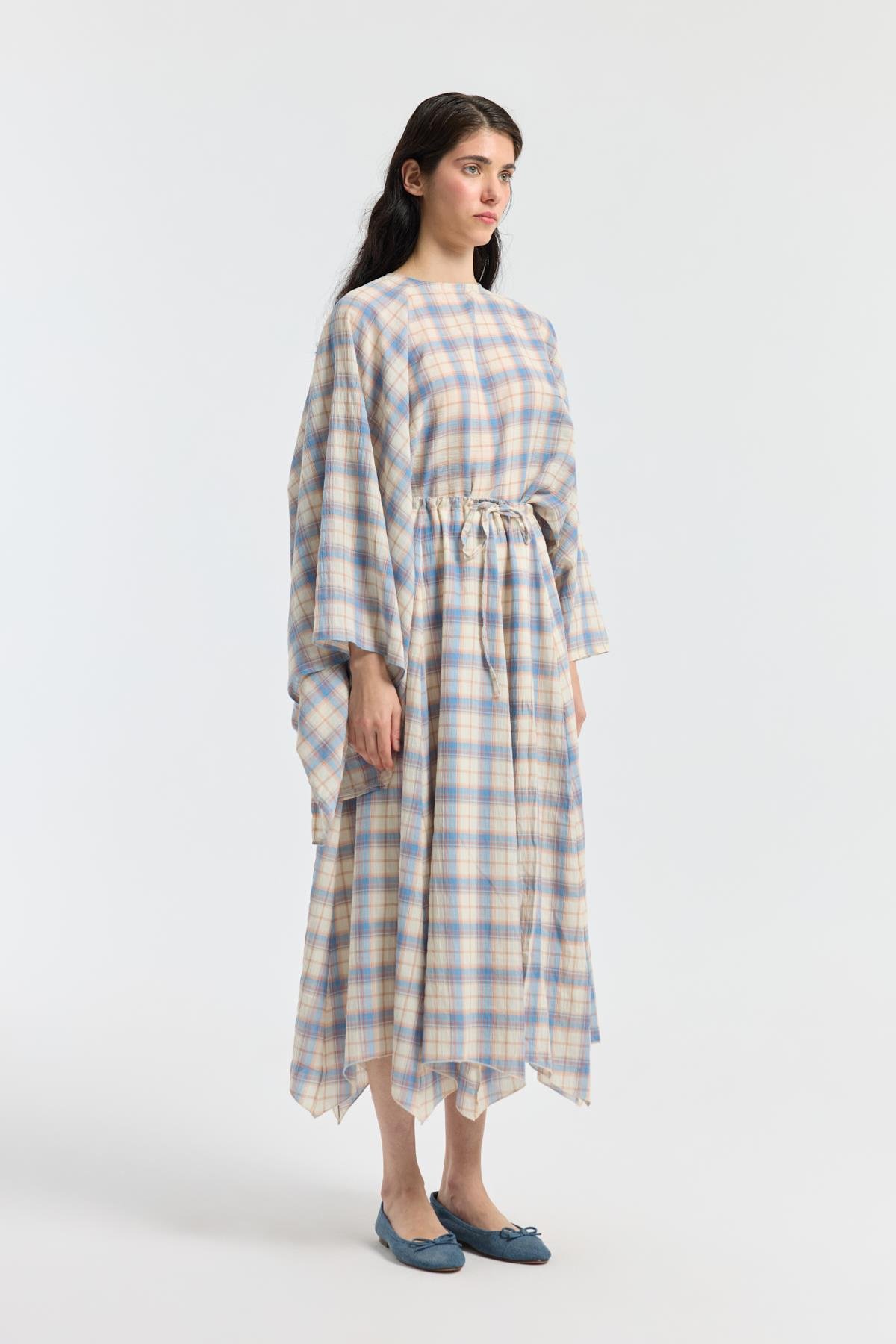 Amara Müslin Ekose Desenli Pelerin Takım - Mavi 