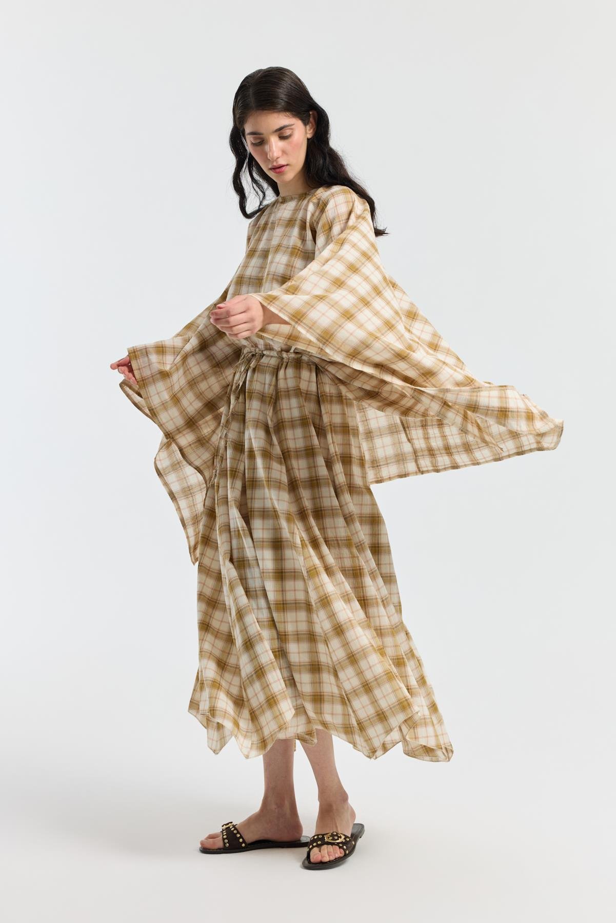 Amara Müslin Ekose Desenli Pelerin Takım  - Hardal