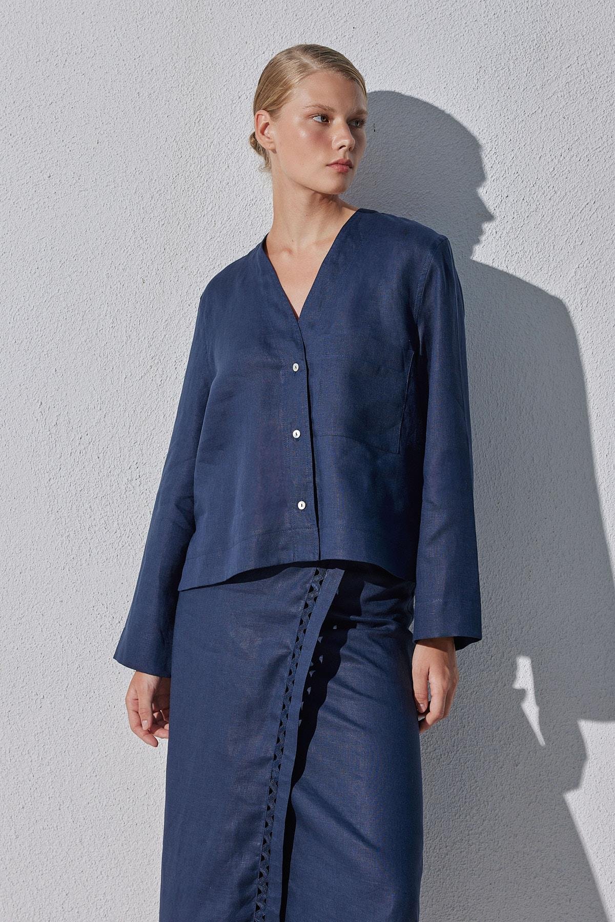 Amber Linen Düğmeli Bluz - Lacivert