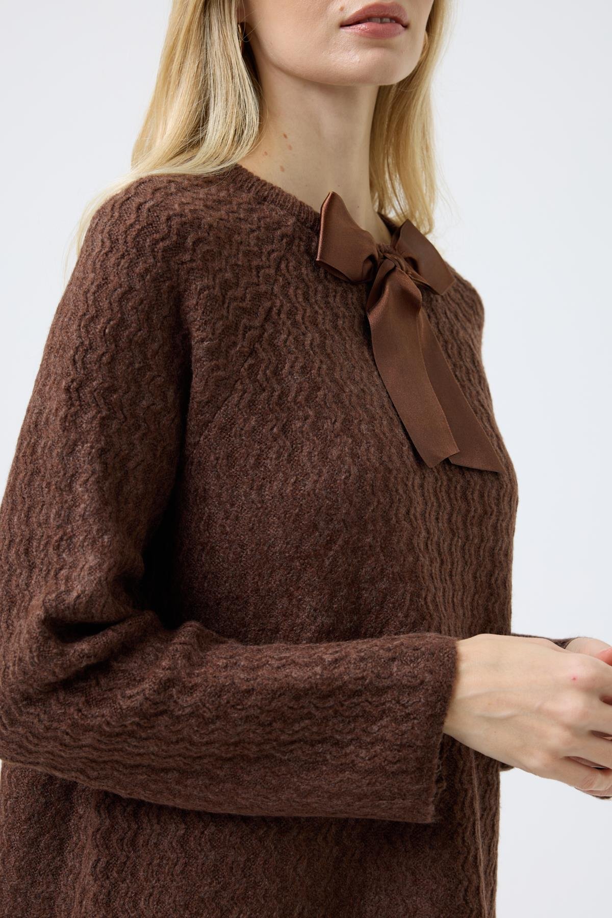 Angelina Fiyonklu Kazak - Kahverengi 