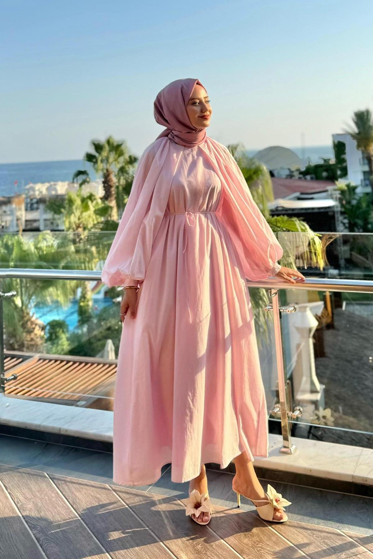 AYBÜKE'NİN MIOR PAMUK VUAL ELBİSE KOMBİNİ