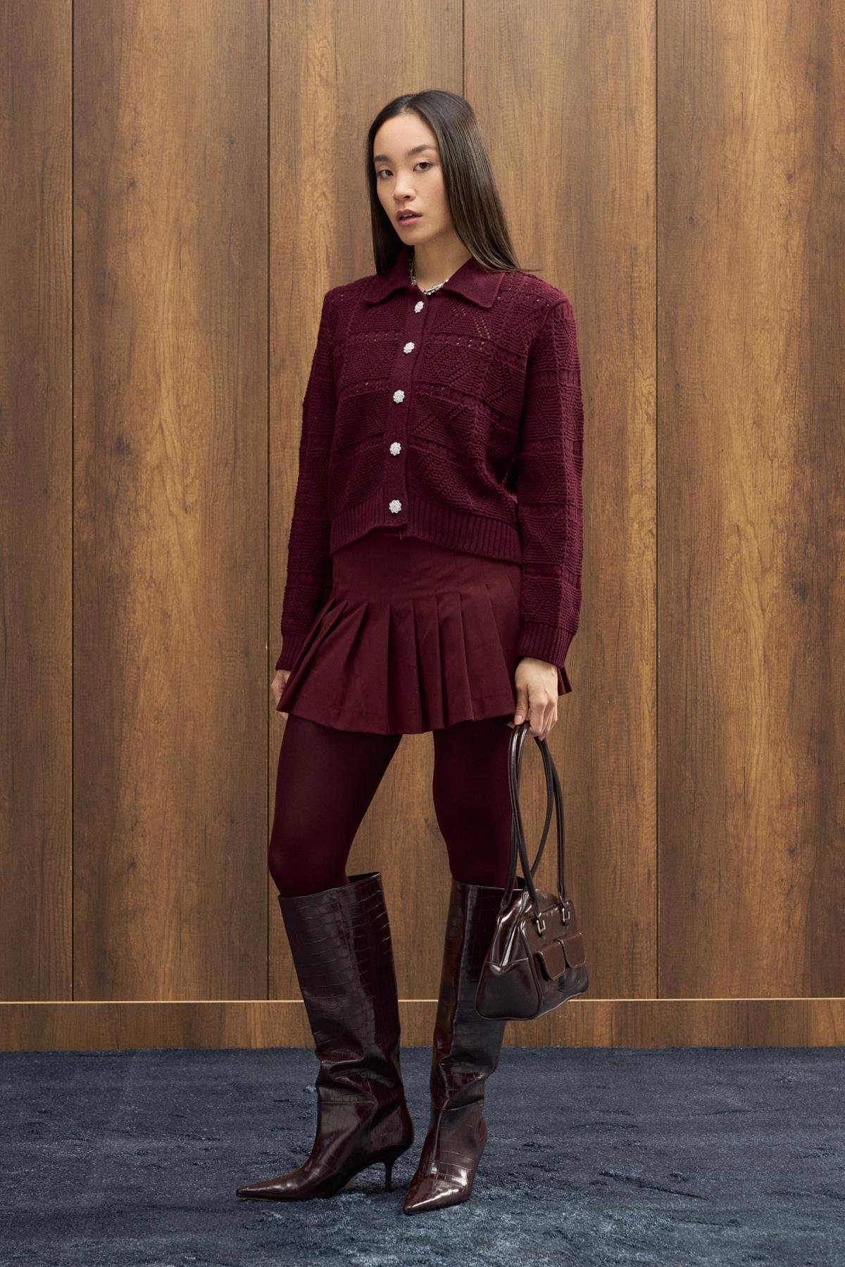 Azur Taşlı Düğmeli Hırka - Bordo 